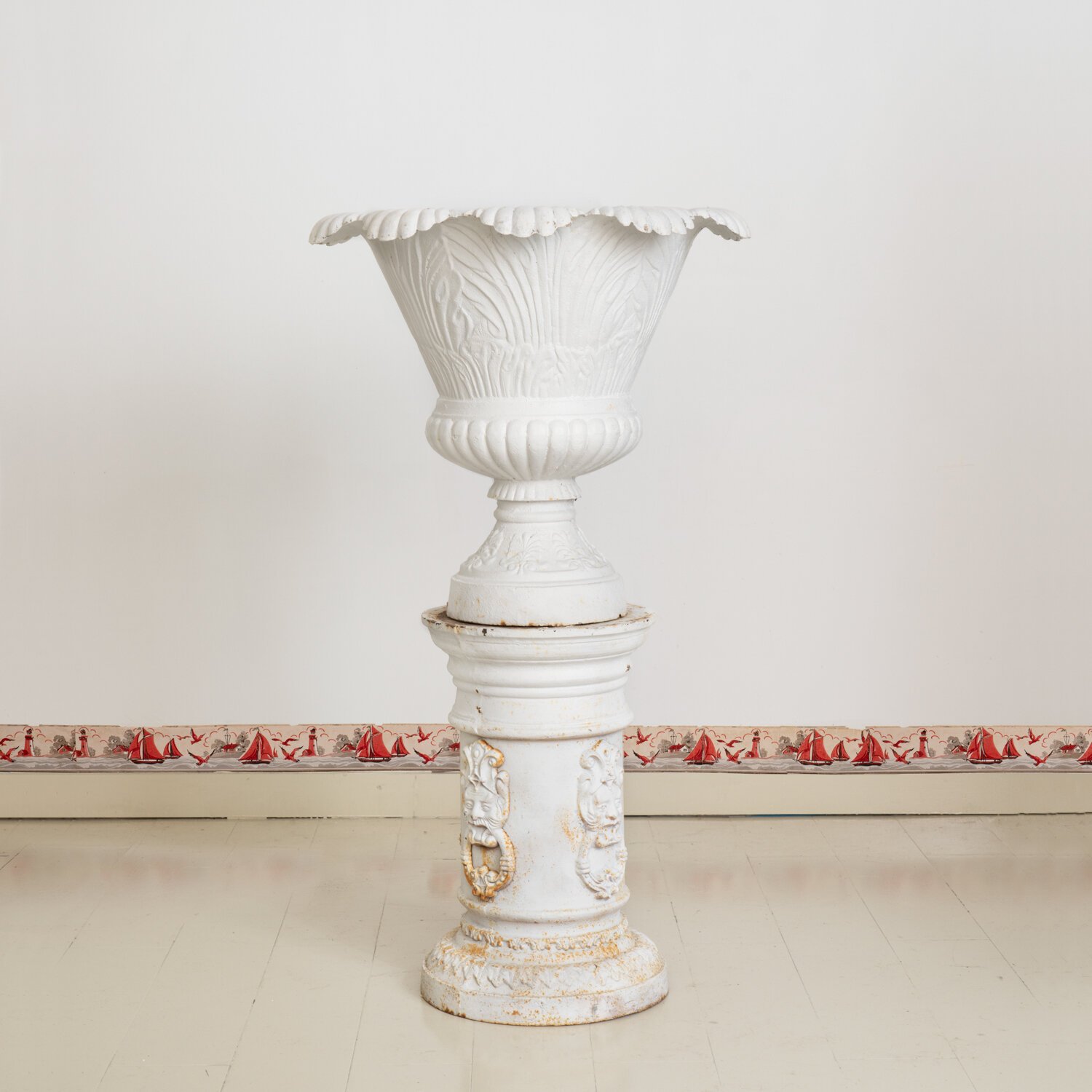 Victorian_Jardiniere_on_Pedestal_001.jpeg