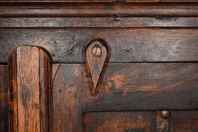 vieux-meuble.jpg