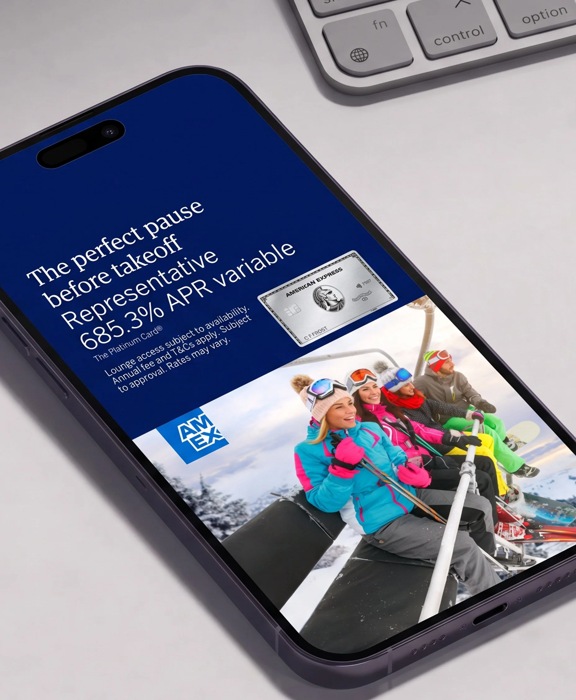 mockup-the-image-on-the-phone-835142-Bvl2.jpg