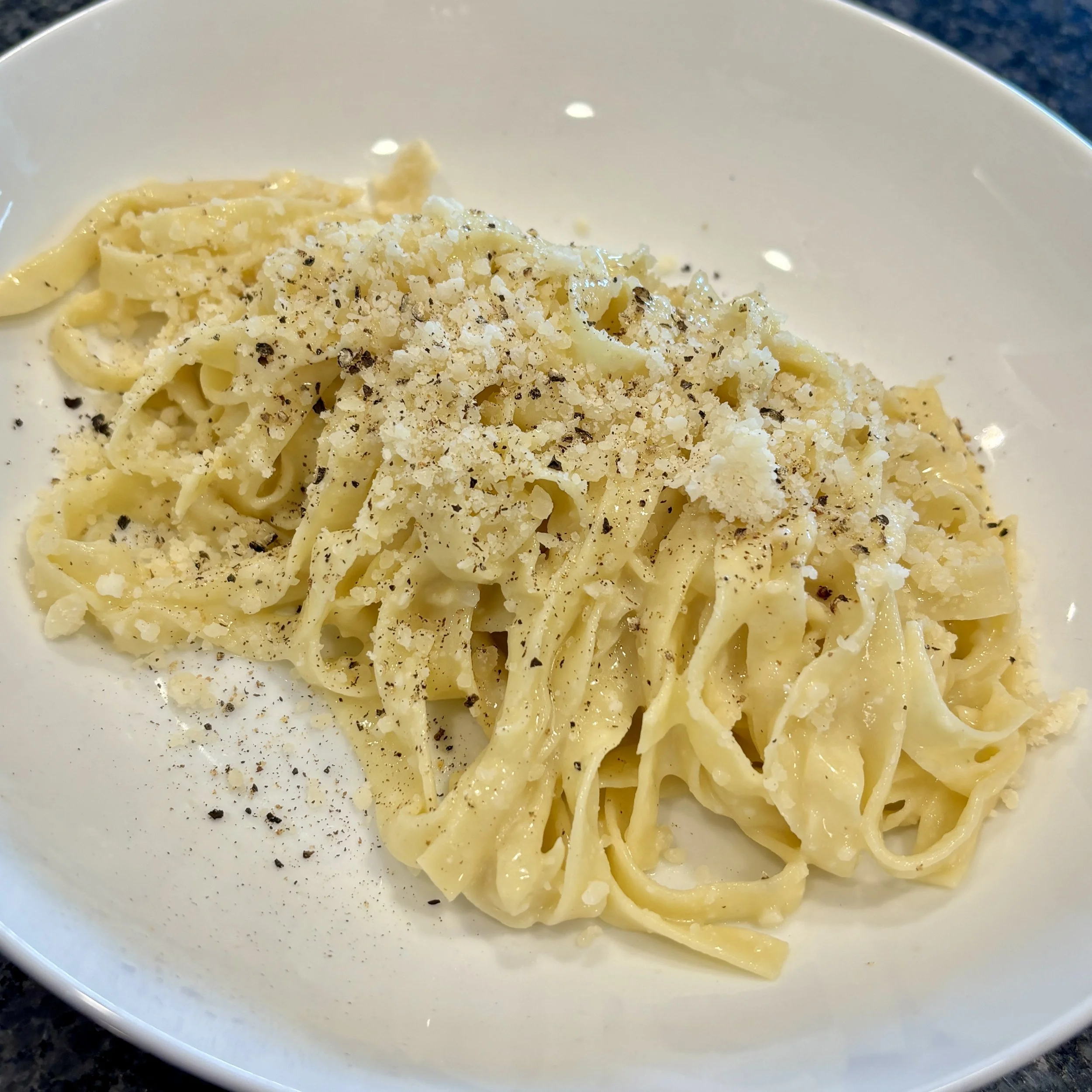 Pasta Night: Fettuccine in burro con tartufo