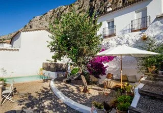 Casa Delos Cuadros Pool and garden 2.jpeg