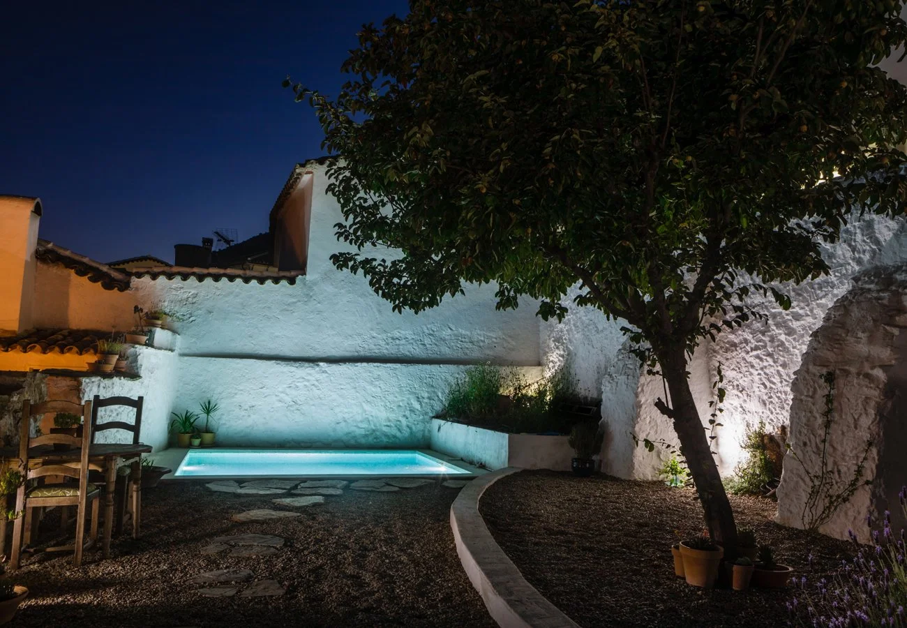 Night-shot-of-swimming-pool-and-garden-Villaluenga-Del-Rosario-Andalusia-Spain-2.jpg