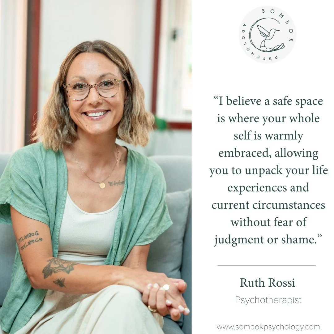 (English Below)

Ruth Rossi គឺជាអ្នកចិត្តសាស្ត្រព្យាបាលផ្លូវចិត្តម្នាក់ នៅសំបុកសាយខូឡជី។ គាត់ប្រើវិធីសាស្ត្រព្យាបាលដោយការបង្កើតទីកន្លែងសុវត្ថភាព មិនវិនិច្ឆ័យ និង មានភាពសហការគ្នា ដែលកន្លែងនោះធ្វើឲ្យអតិថិជនមានអារម្មណ៍សុវត្ថភាពក្នុងការស្វែងយល់អំពីបទពិសោ