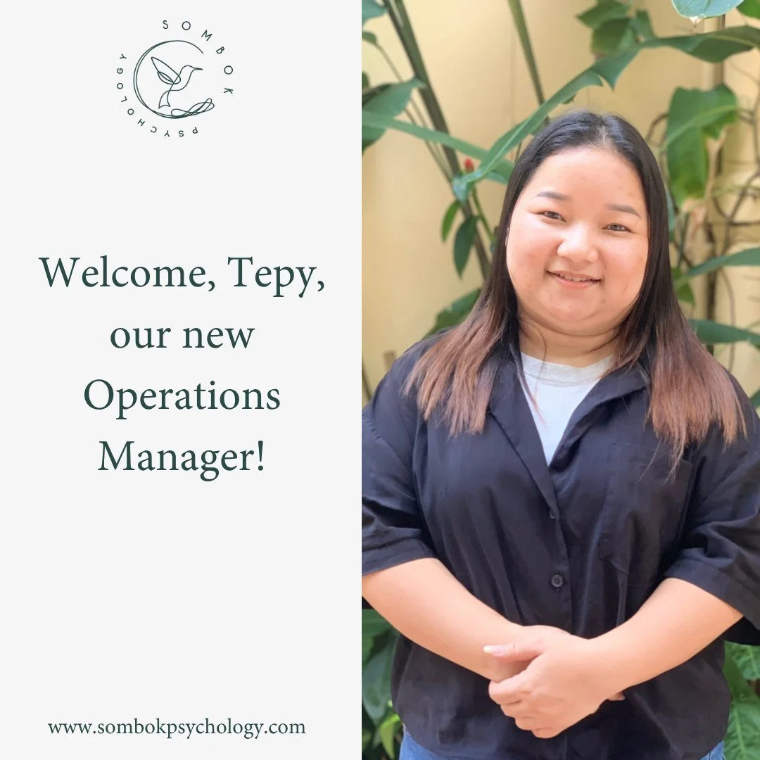 [English Below]

ពួកយើង ពិតជារីករាយយ៉ាងខ្លាំង ក្នុងការណែនាំសមាជិកថ្មីបំផុតនៃគ្លីនិករបស់ពួកយើងគឺ ទេពី ដែលមានតួនាទីជា ប្រធានប្រតិបត្តិការ ថ្មីរបស់ពួកយើង! 📋✨
 
នៅសំបុកសាយខូឡជី ការផ្តល់នូវការថែទាំដ៏ល្អបំផុត គឺចាប់ផ្តើមចេញពីបរិយាកាសការងារដែលមានរបៀបរៀបរយ 