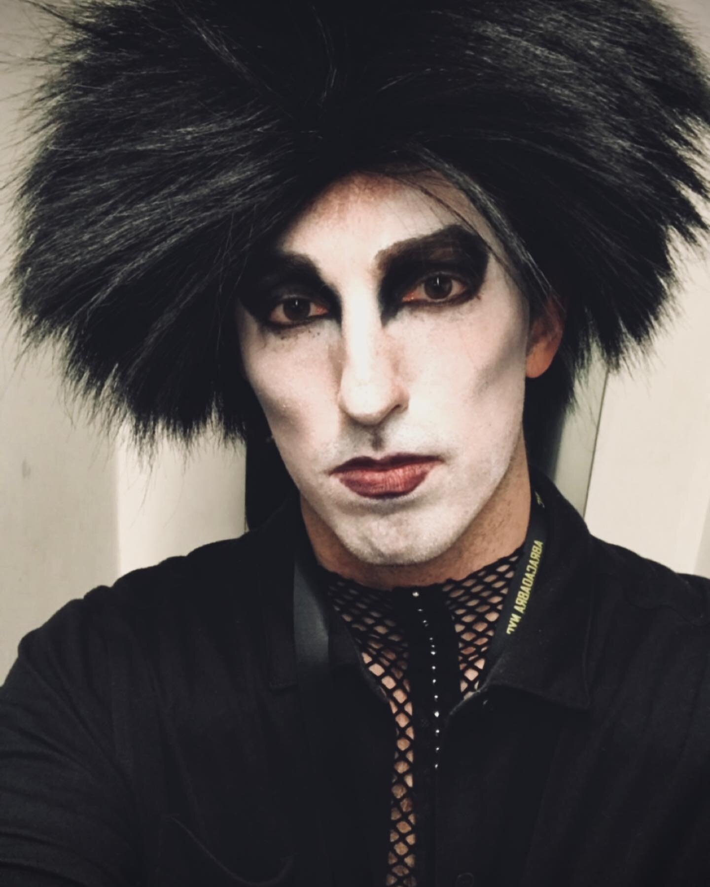 Happy halloween 2023 from your fav goth at @abracadabranyc 
Makeup by @jackienicoleartistry 
.
.
.
.
.
.
.
.
.
.
.
.
#halloween #happyhalloween #halloweencostume #1031 #goth #tradgoth #traditionalgoth #siouxsie #siousxieandthebanshees #abracadabra #a