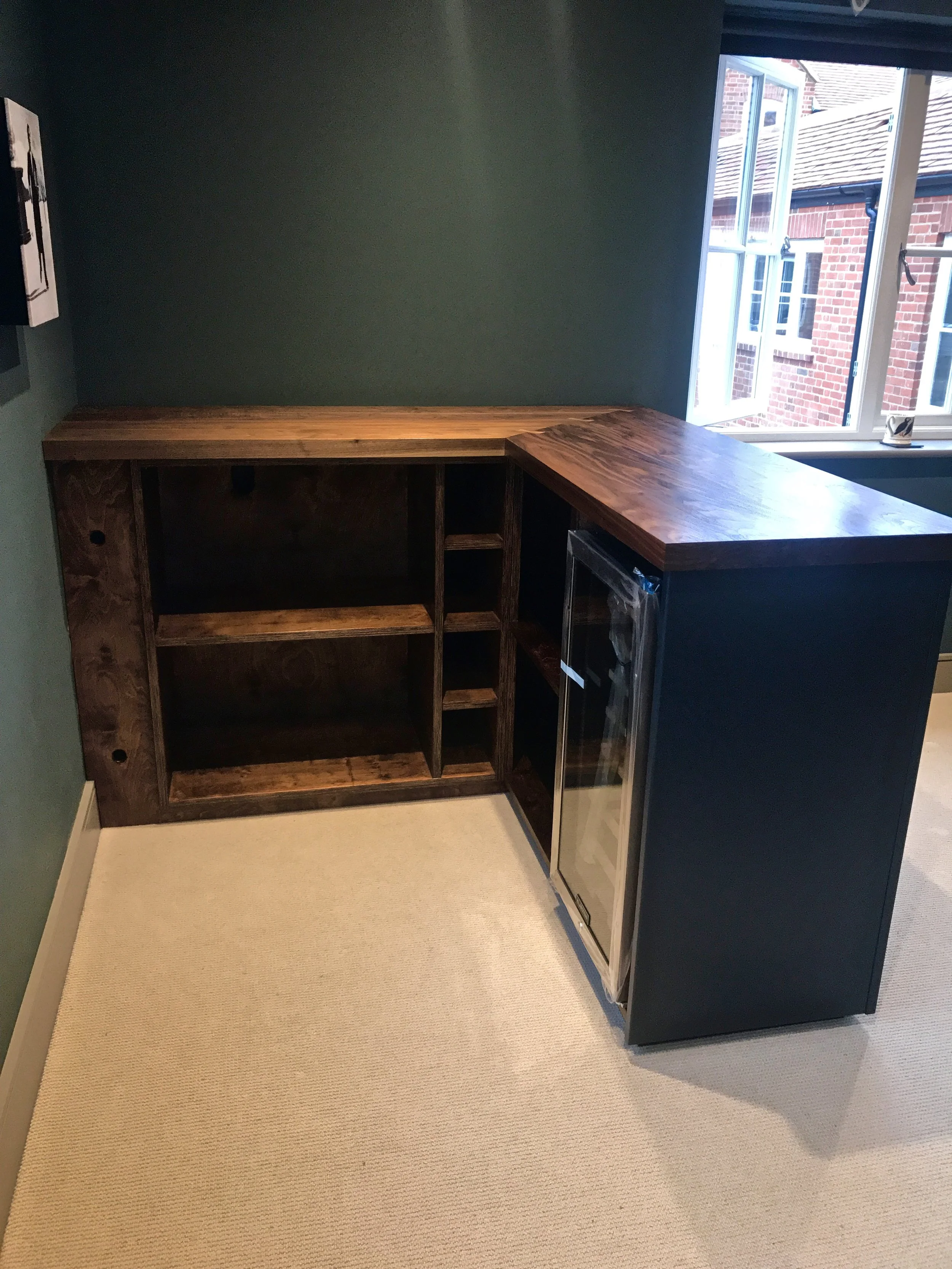 Home cinema mini bar