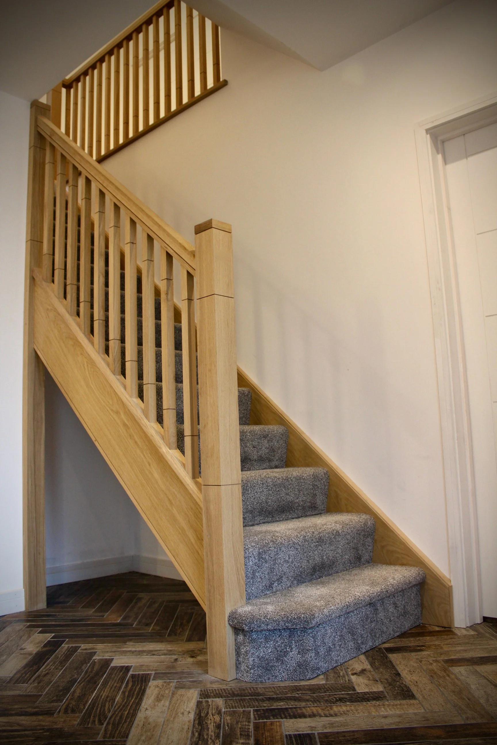 Budget oak staircase Berkshire 