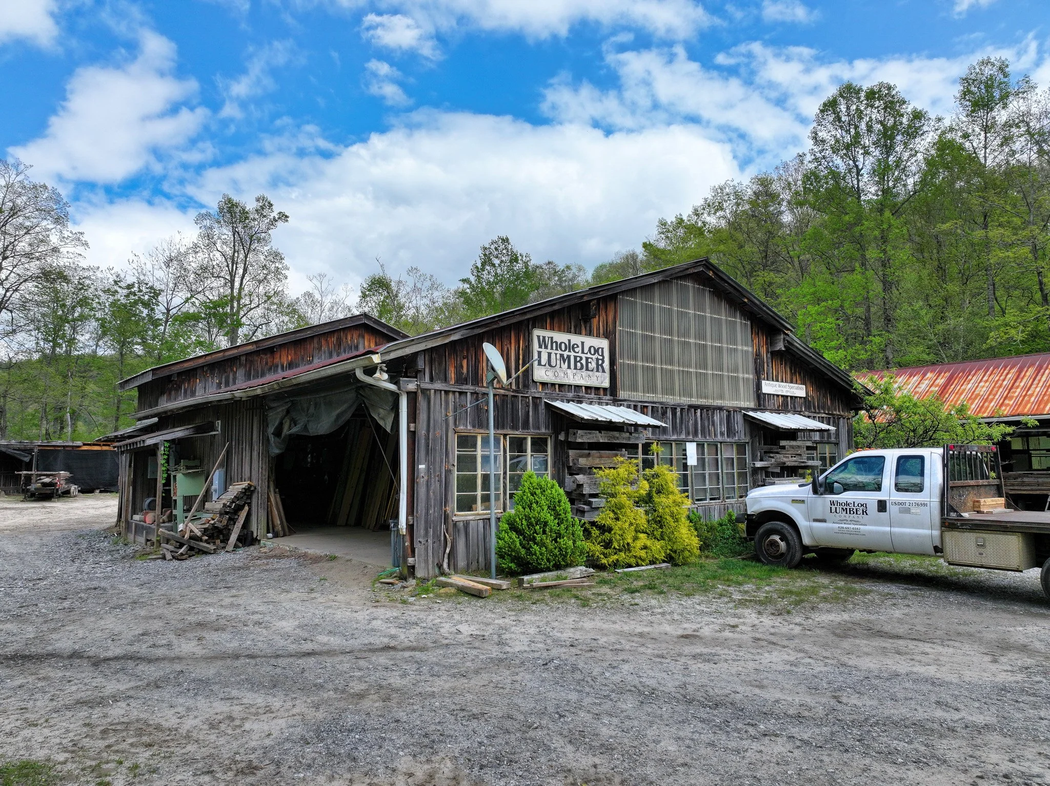 Main "Mill House" with 3, 3-phase converters and compressed air throughout