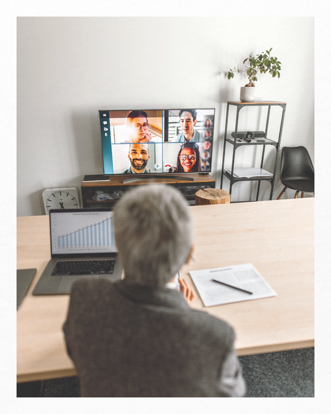 Business leader in a virtual coaching session with One On One HR's leadership development team
