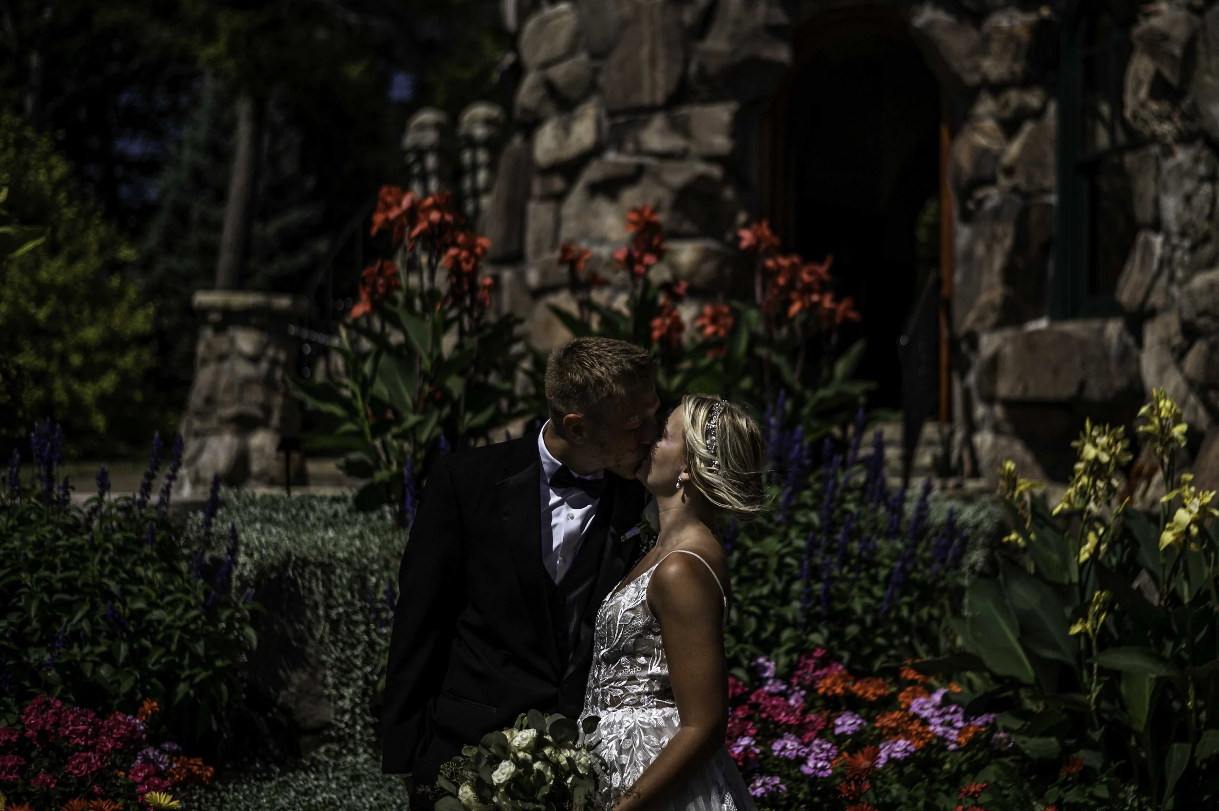 Wedding Photography by Adirondack Wedding Photographer at Boldt Castle, on Heart Island in the Thousand Islands  in Alexandria Bay, NY on the St Lawrence River