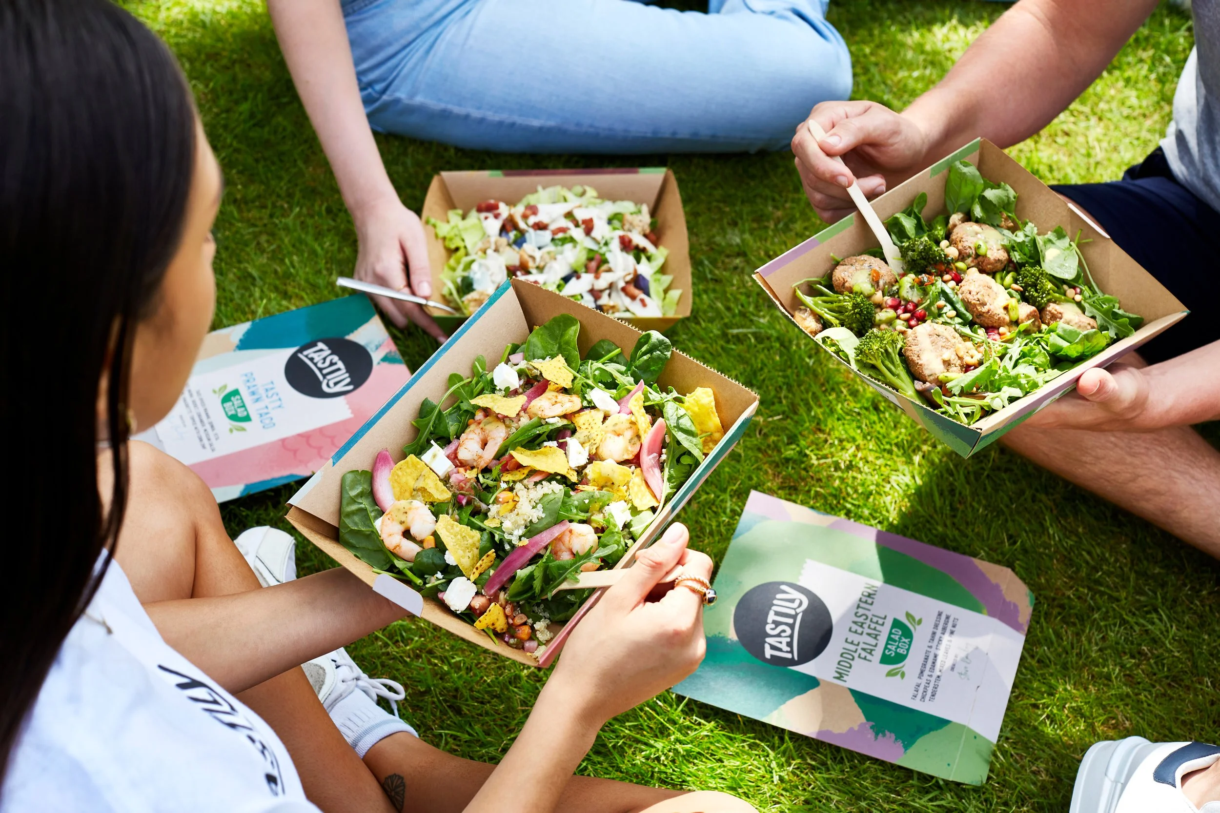Salad-box-closed_Picnic-Lunch9989 copy.jpg