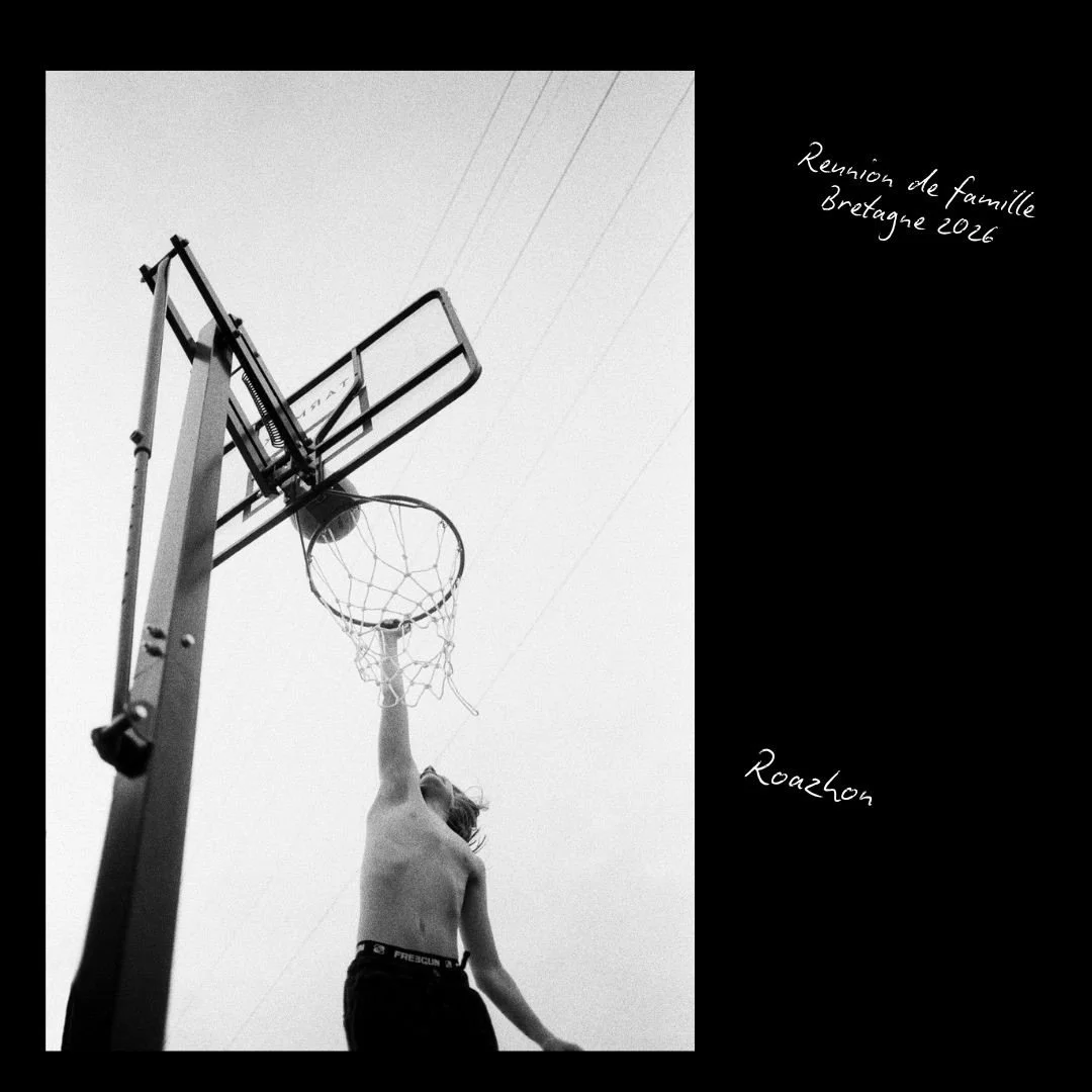 Bretagne en famille 🫶🏻 #leicamp .
.
. #kodak #leicafilmfriday #28mmsummicron @labo_negatifplus