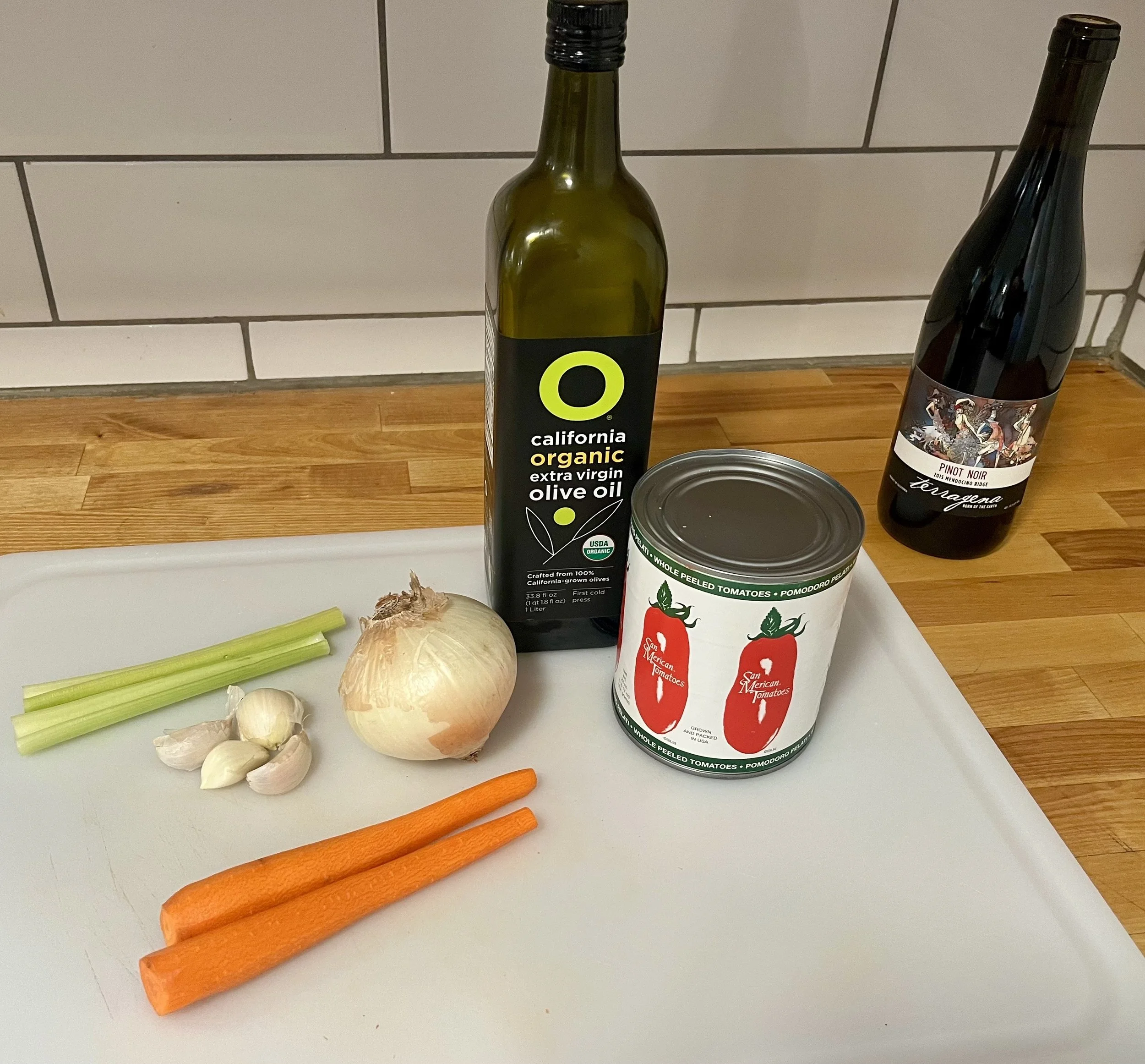 Mendocino Ridge Pinot Noir with Carrot Garlic Onion and Celery 