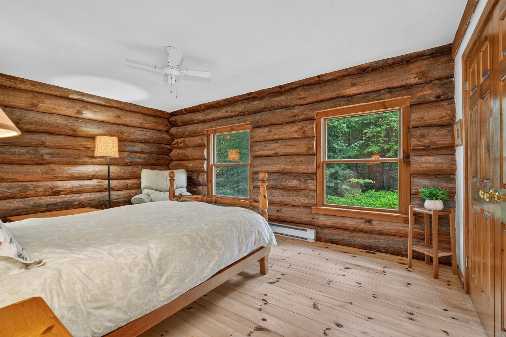 1080SlipperlakeDr-37.jpg