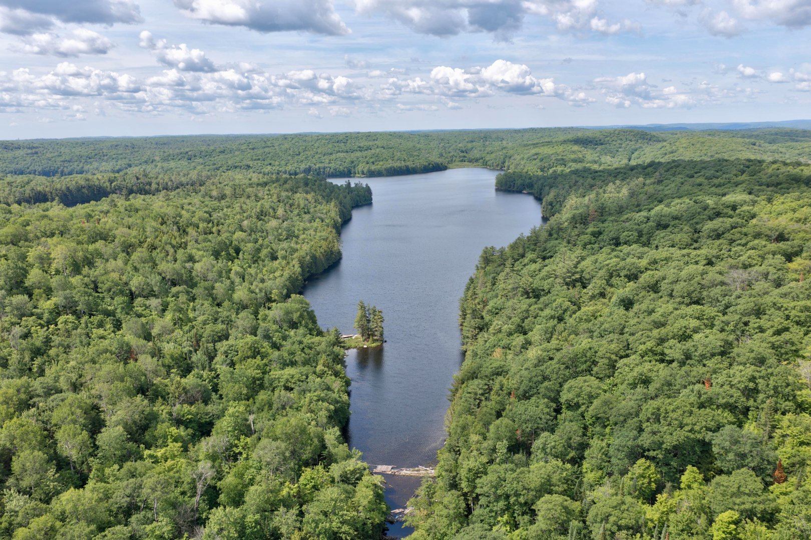 1080SlipperlakeDr-101.jpg