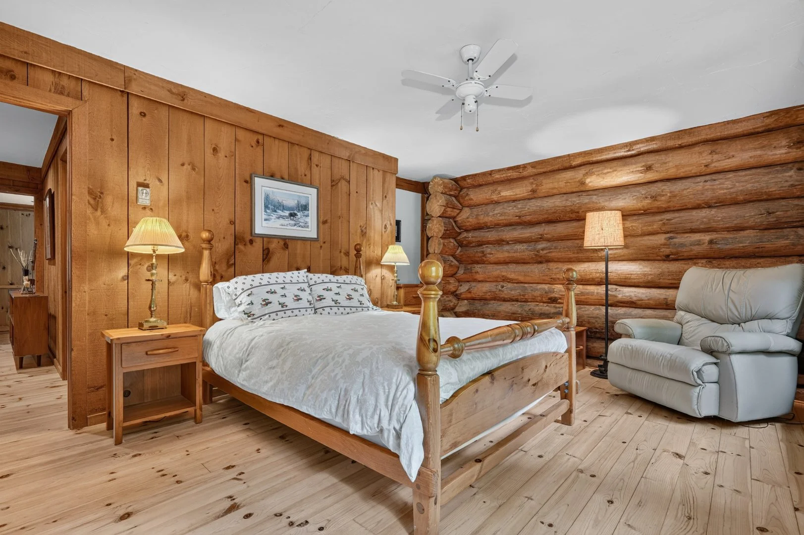 1080SlipperlakeDr-38.jpg