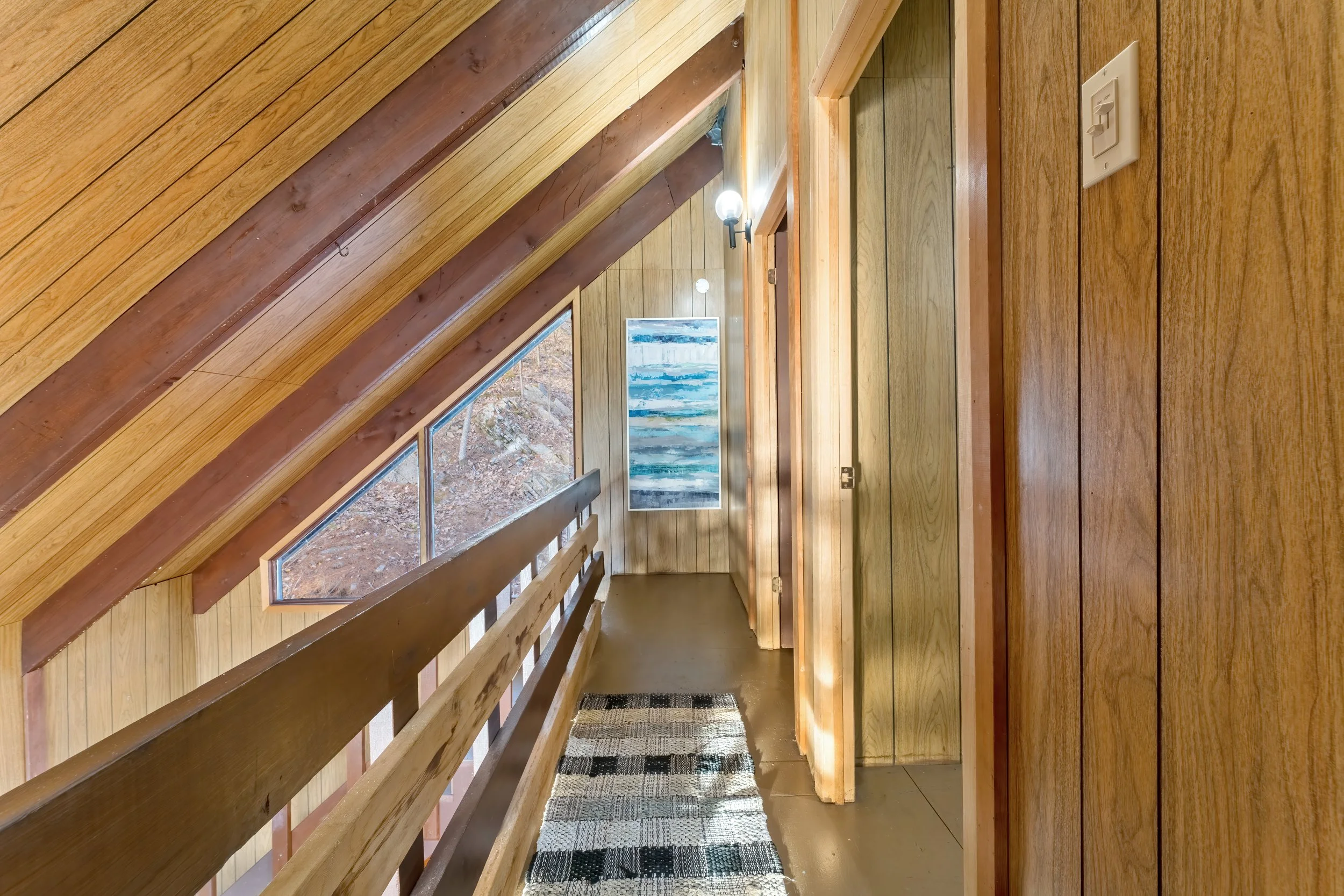 28 - 1033 Bayview Point Rd Dwight.jpg