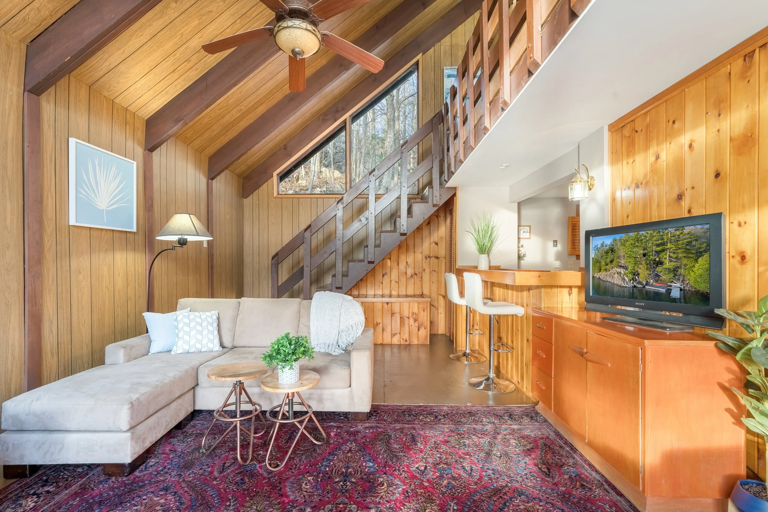 8 - 1033 Bayview Point Rd Dwight.jpg