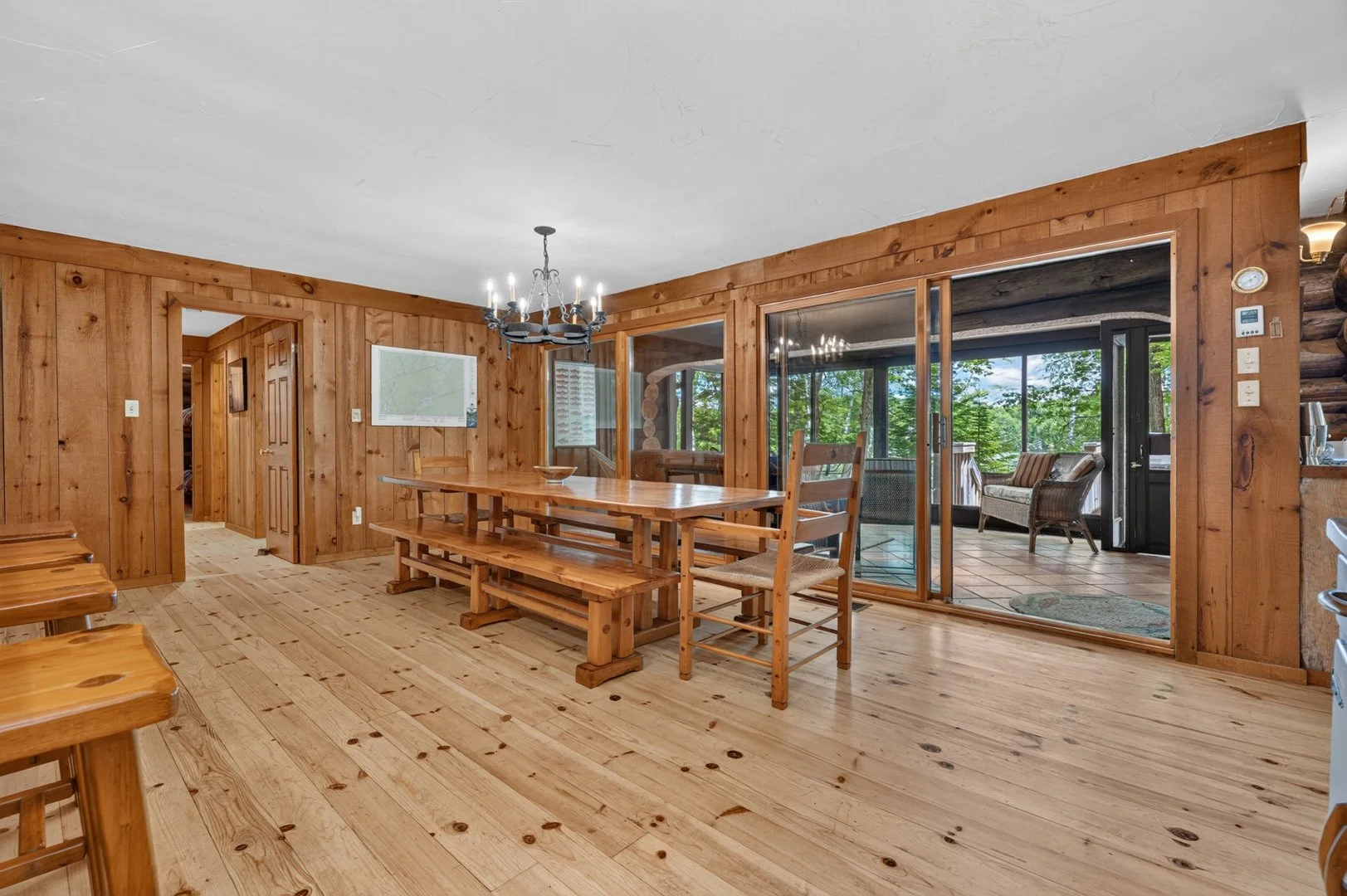 1080SlipperlakeDr-23.jpg