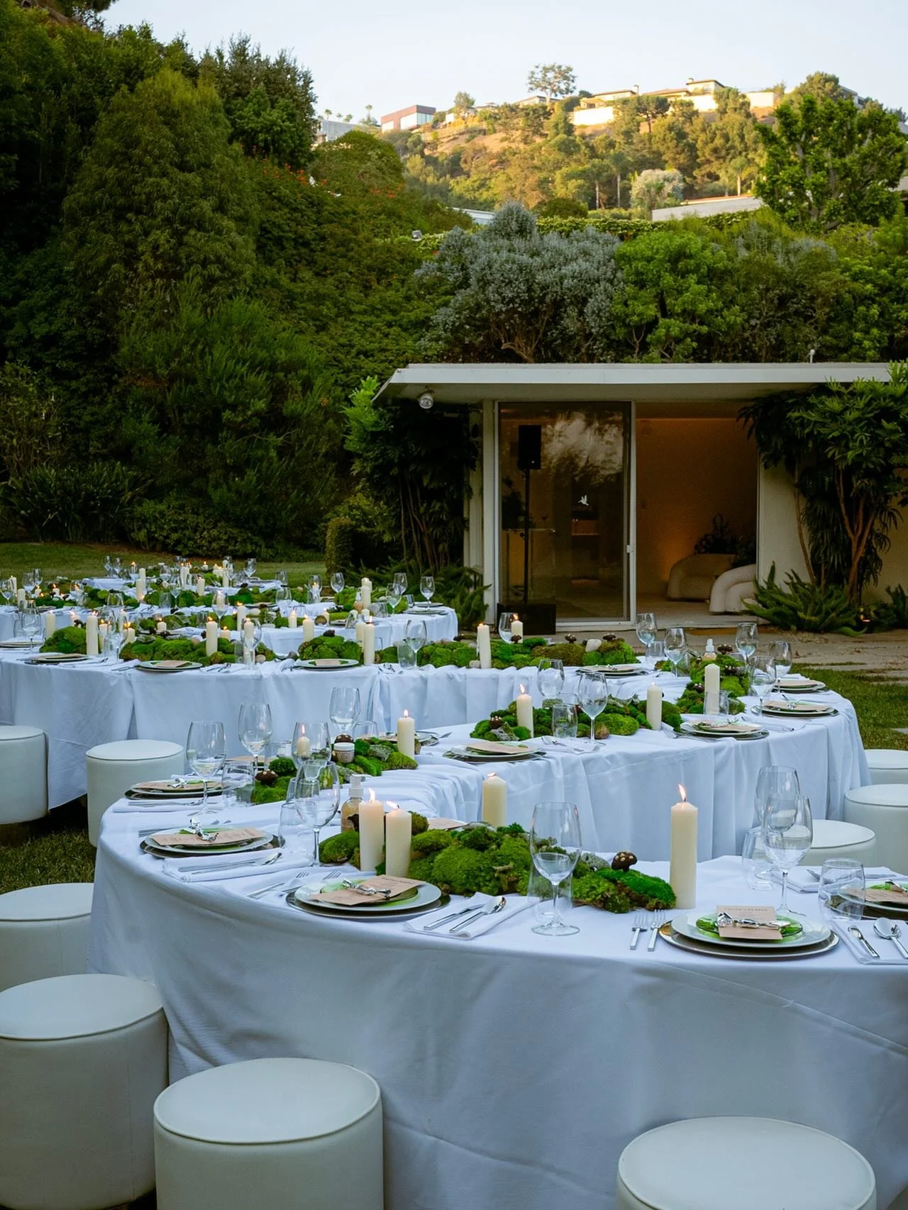 Youth To The People Supershroom Dinner, Beverly Hills, August 2025

@youthtothepeople @alice.mushrooms

Photos @zach_stahl_ 
Dining Experience @sophiedalah @sophies__table 
Flowers @theboywhocriedflowers 
Lighting @launch_av 
Production Assistants @d