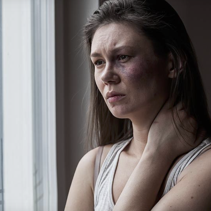 30 Seconds - Domestic Violence: Should I Stay or Should I Go? Tips From an Abuse Survivor