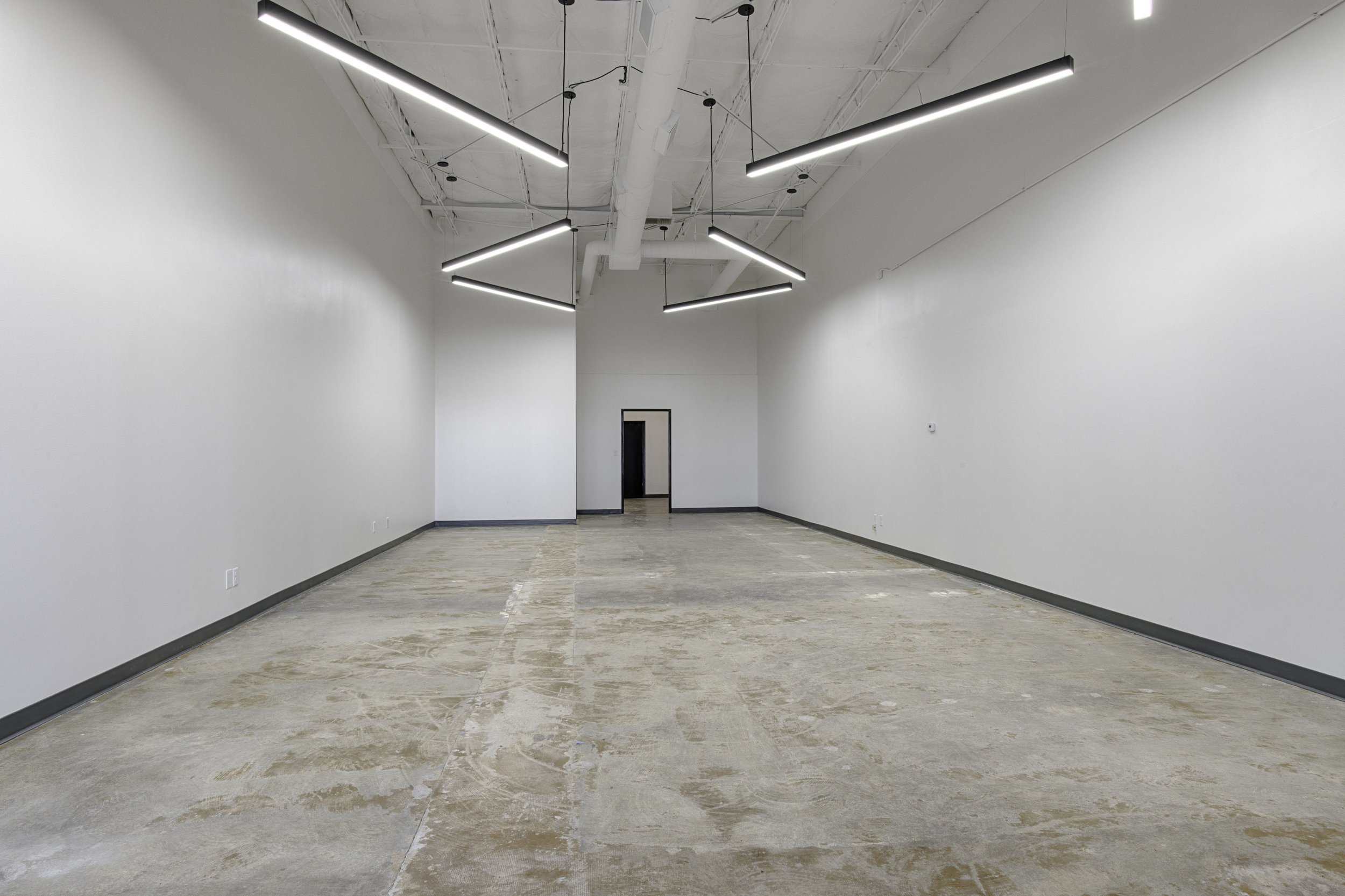 Suite 571 - Exposed Ceilings.jpg