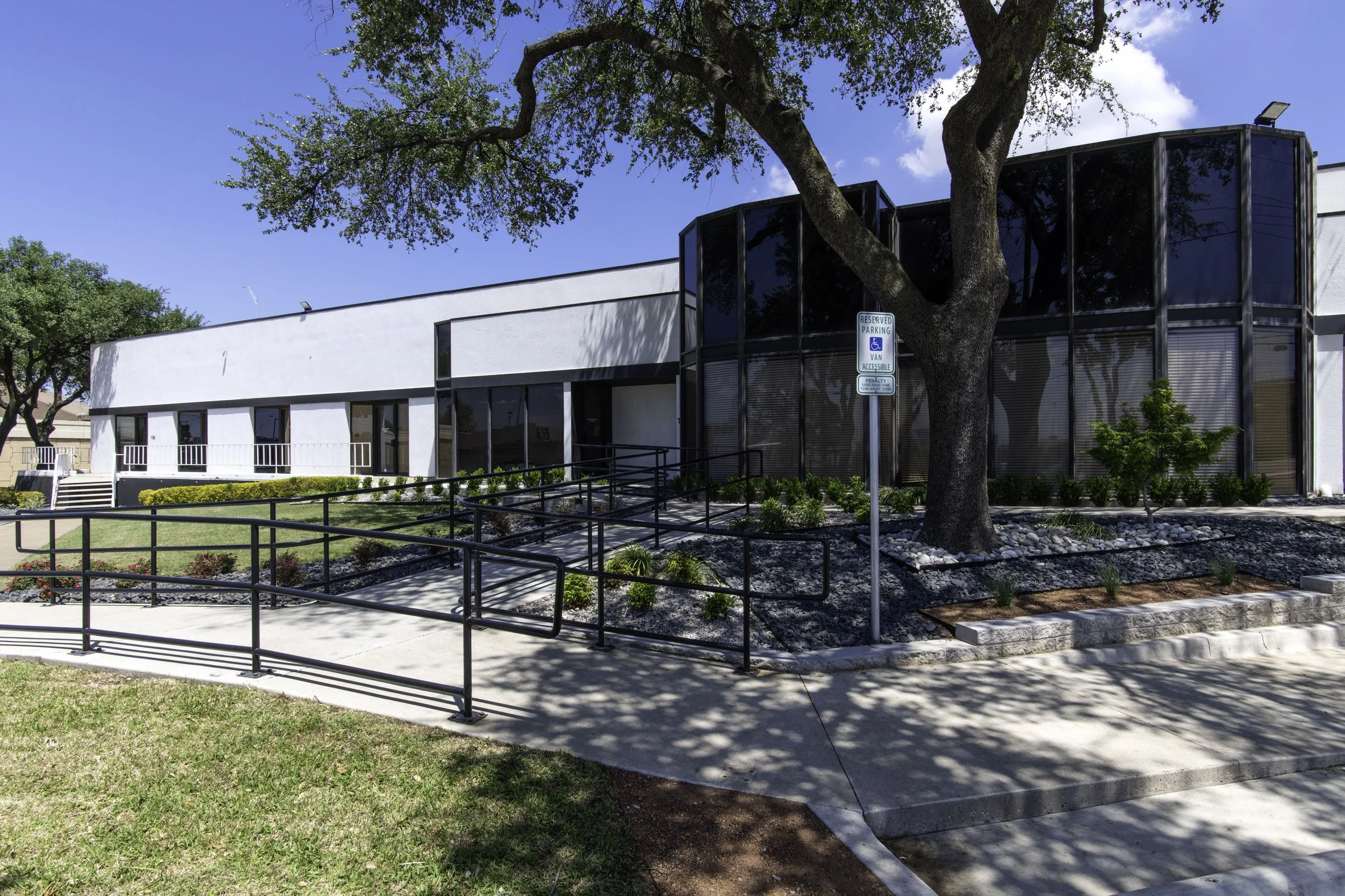 Building 1 - Suites 106 & 111.jpg
