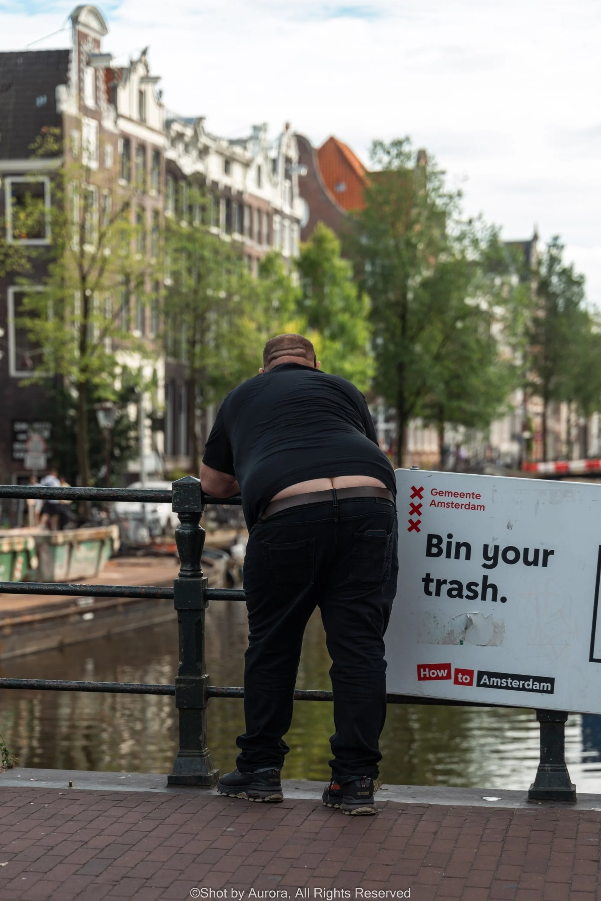 amsterdam-candid-street-scene-by-aurora.jpg