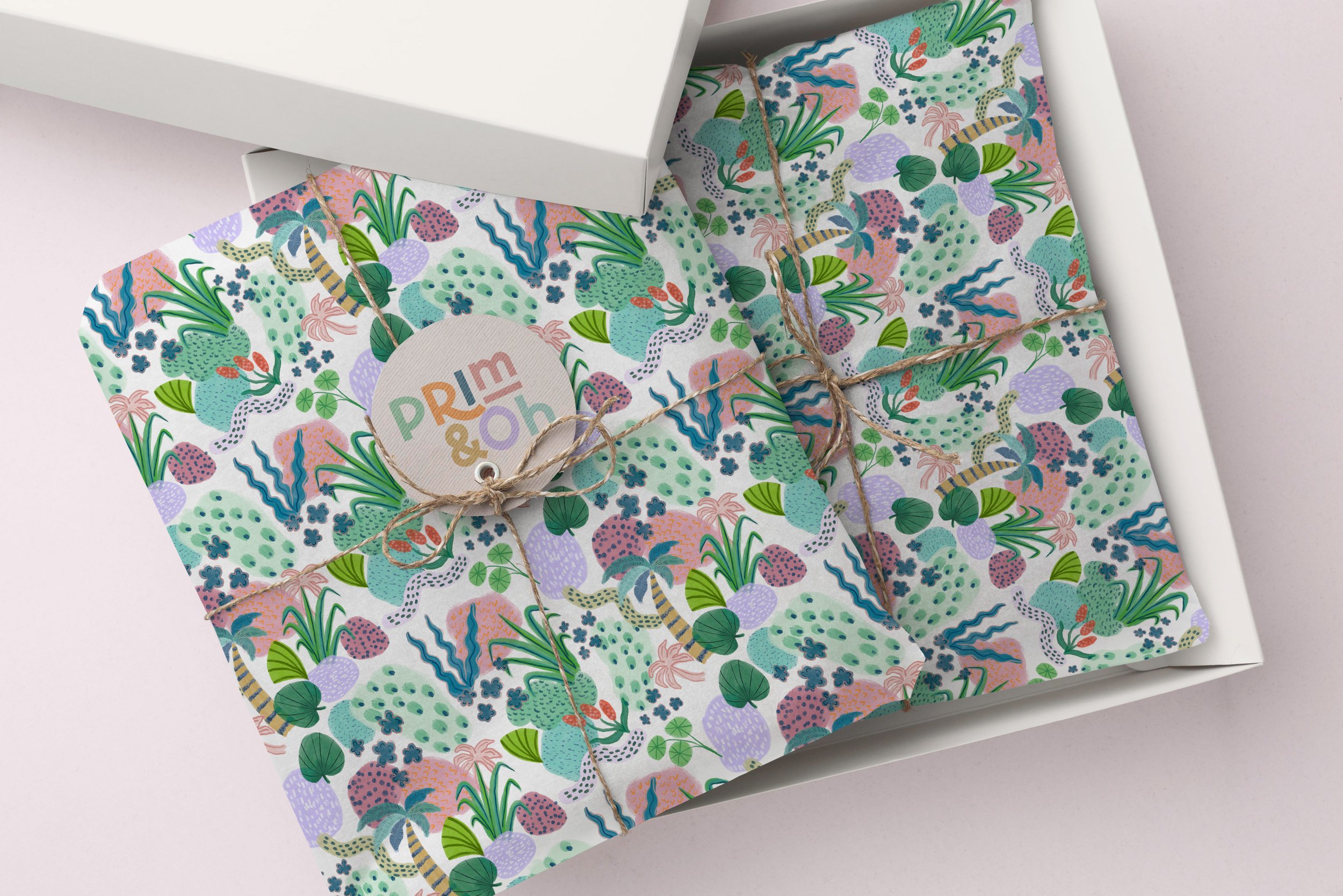 Gift box 1.jpg