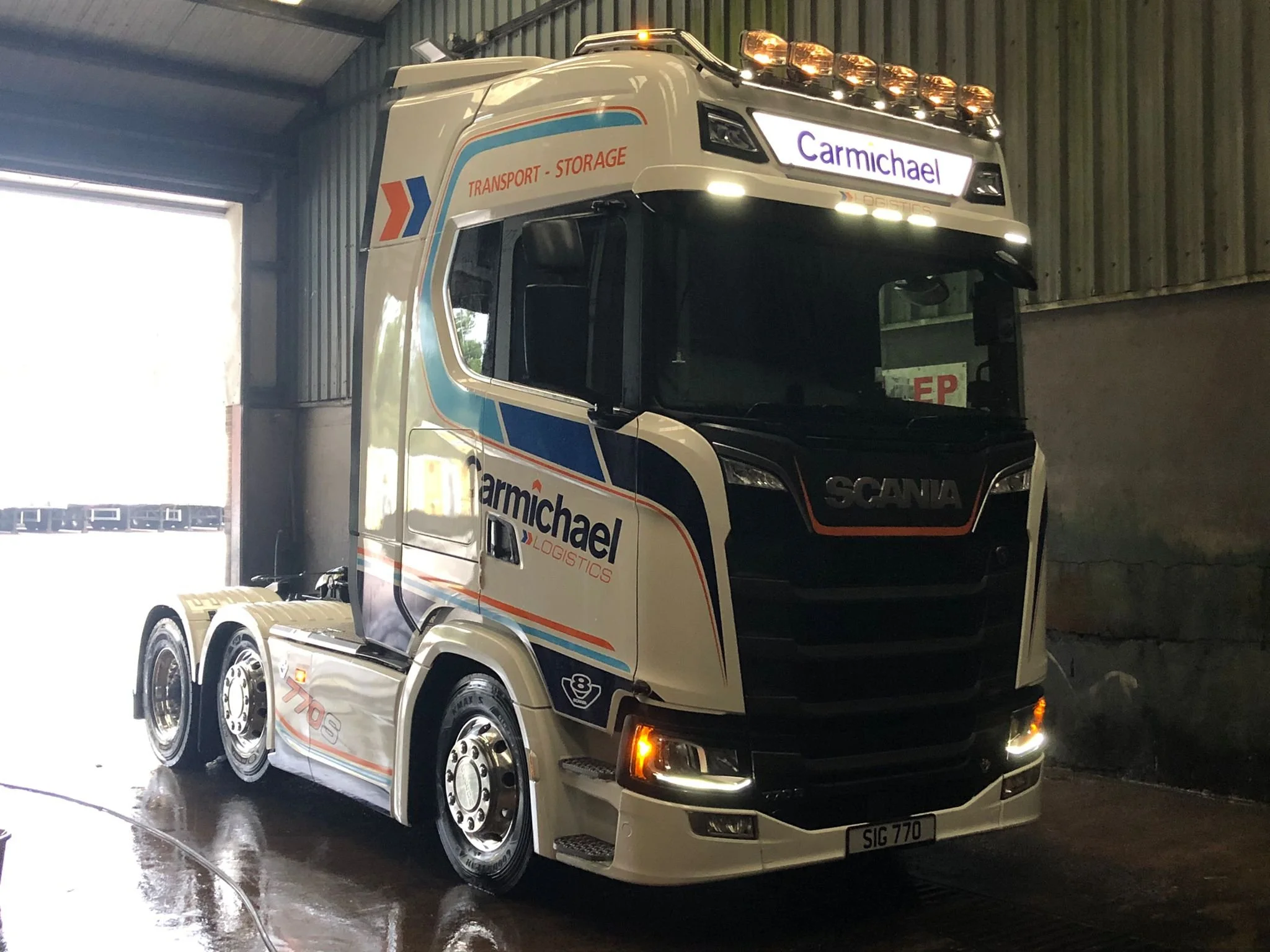 Road & Freight 1PQMP7568.JPG