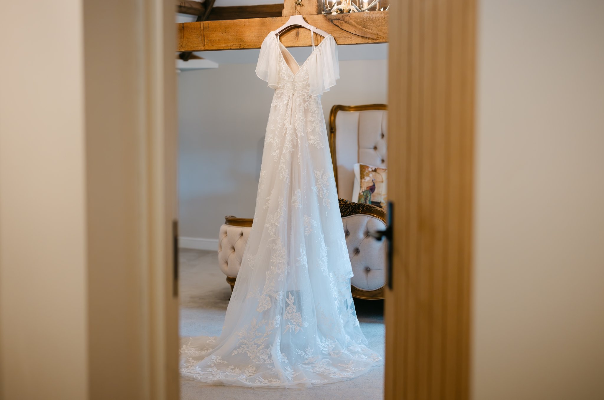 Emily & Andrew Wedding-14.jpg