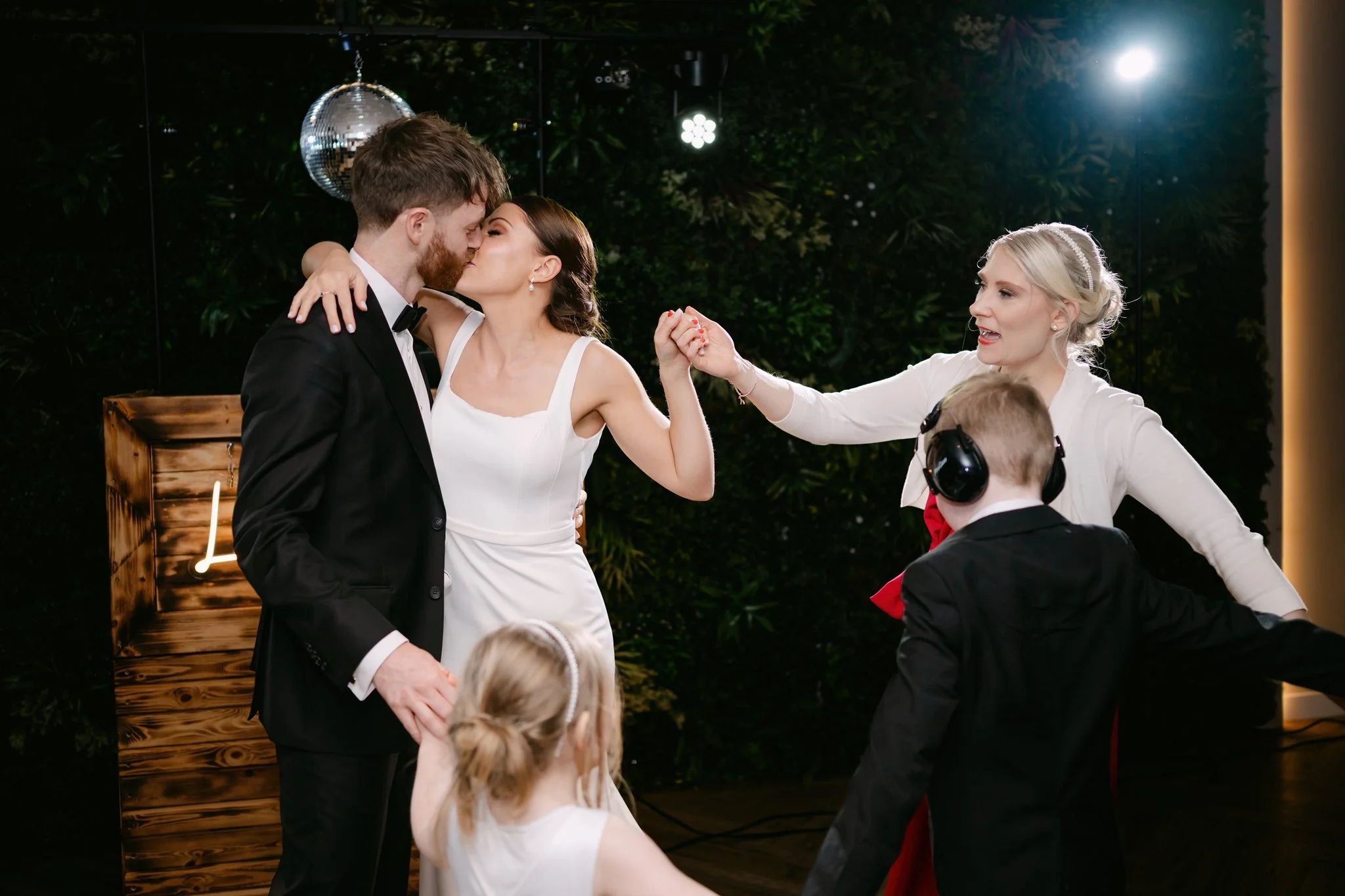 Rachel & Joe Wedding-622.jpg