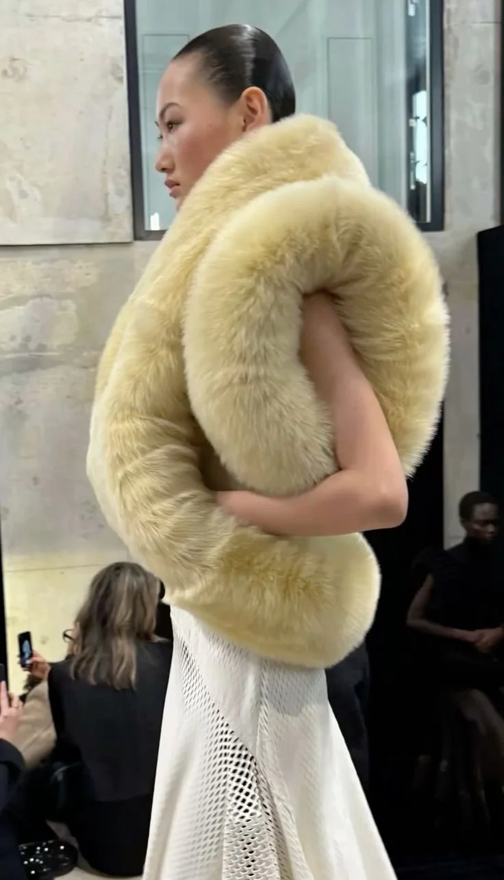 alaia jacket runway ss 2026.jpeg