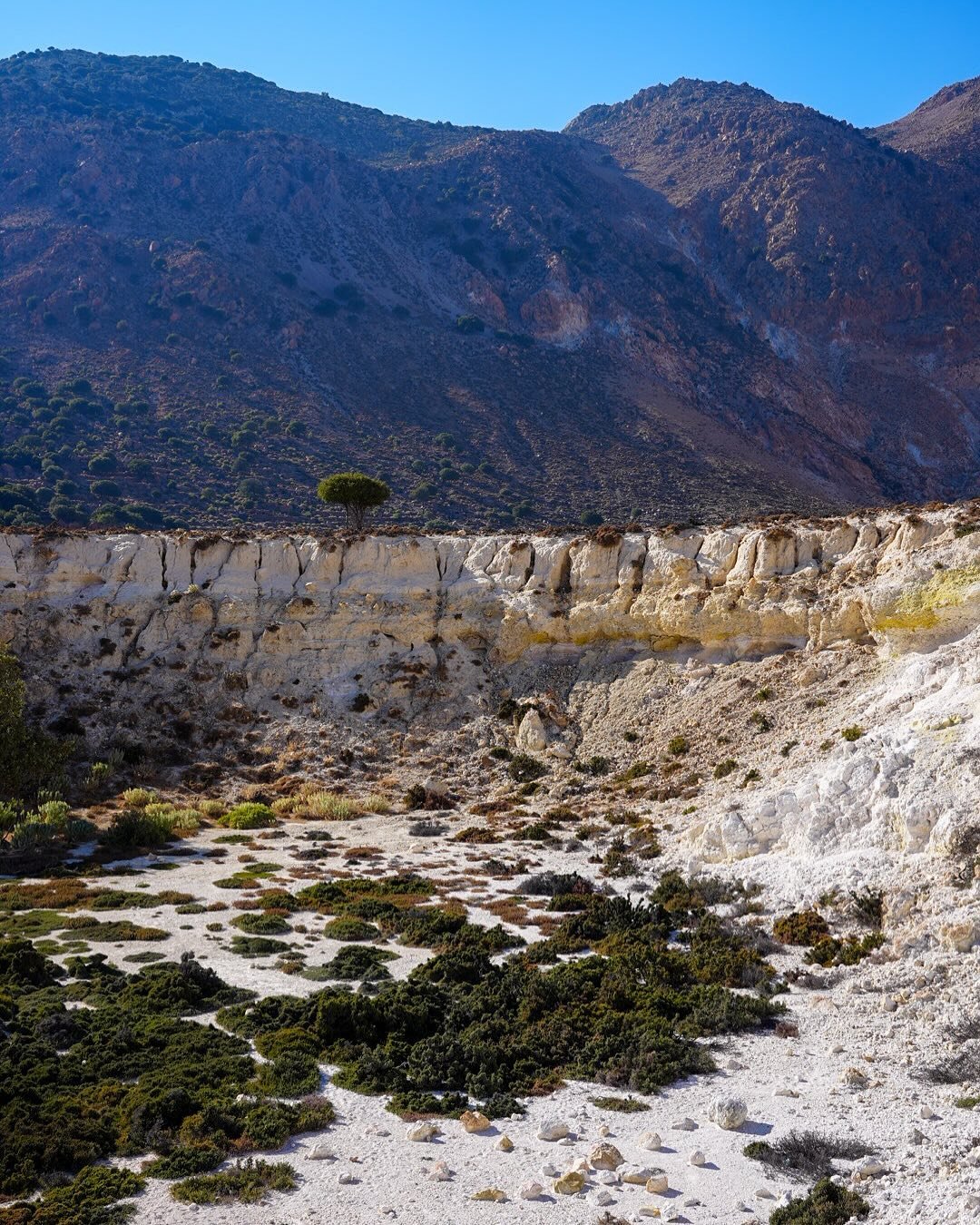 ⛵️ Had the perfect day trip exploring the stunning island of Nisyros&mdash;hiking up to the incredible volcano, soaking in the breathtaking views, and feeling the powerful energy of this ancient place. 🌋✨ Nature at its finest! 

#sailingadventure #n