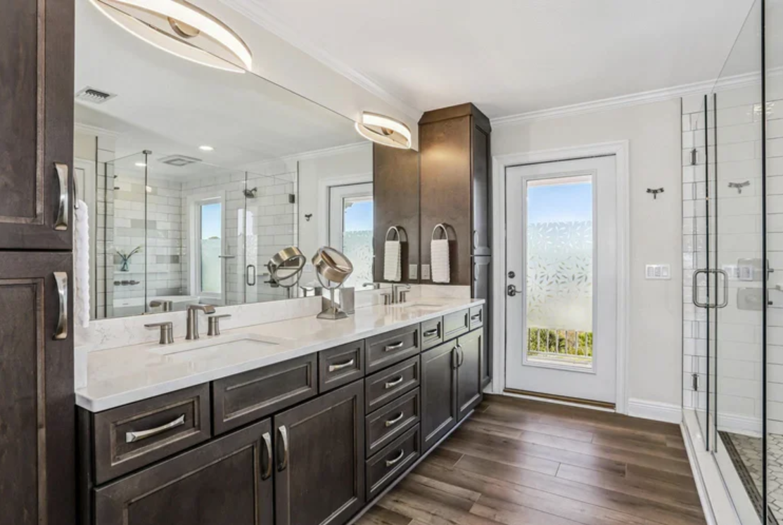 Expert Bathroom Renovation Tips for a Beautiful, Functional Space
