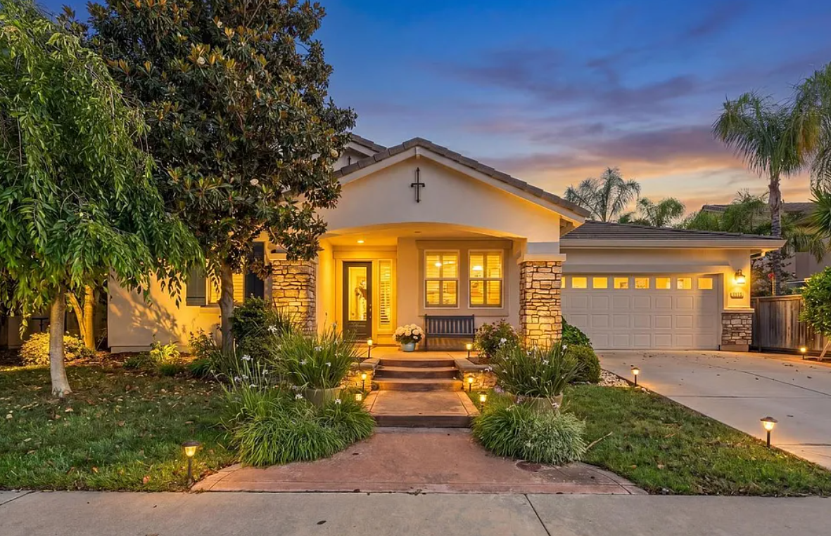 1260 Earlham Ln, Lincoln, CA 95648.png