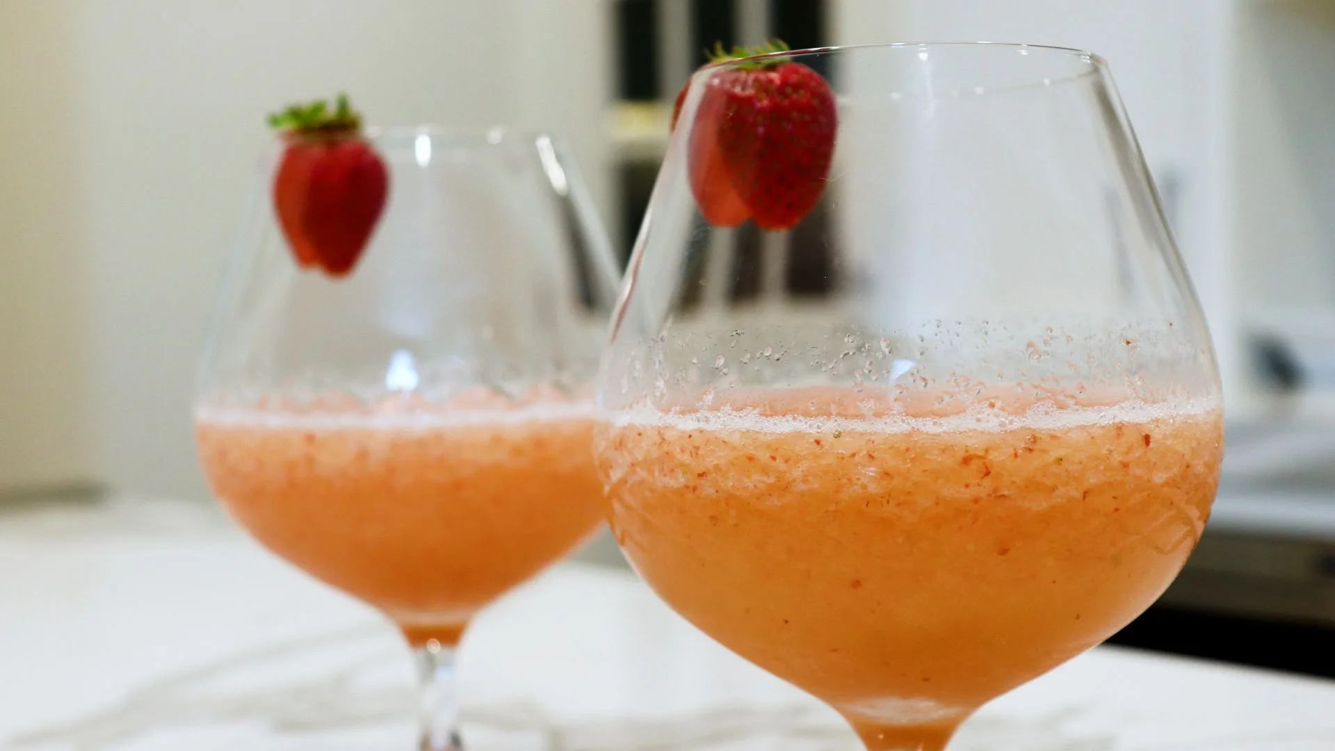 Frose Frozen Rose