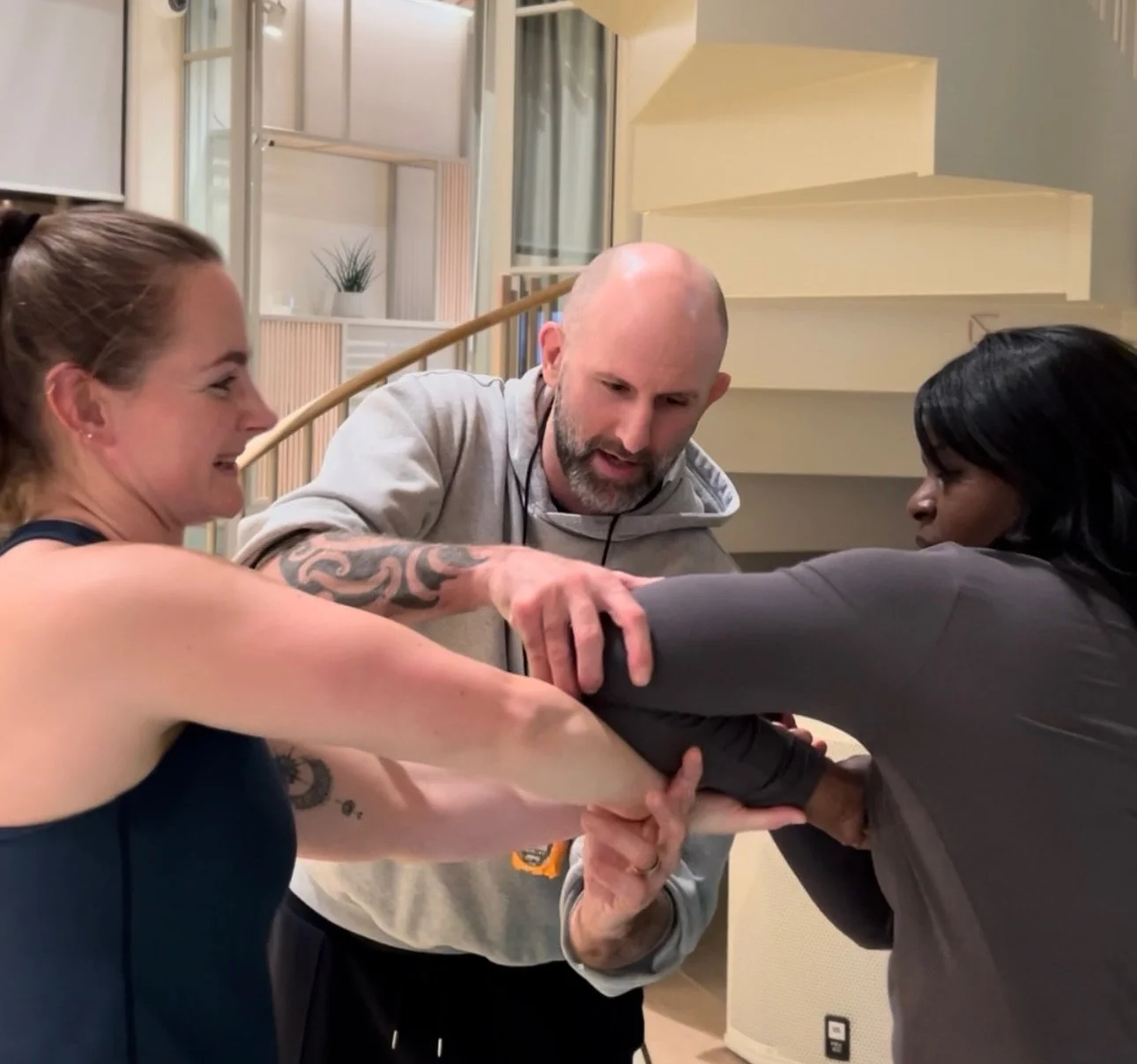 Unarmed self-defence isn&rsquo;t about dominance.

It&rsquo;s about:
&bull; Awareness
&bull; Positioning
&bull; Control
&bull; Disengagement

Prevention first. Always.

#PersonalSafety #SelfProtection #Deescalation
#MartialArtsTraining #Preparedness