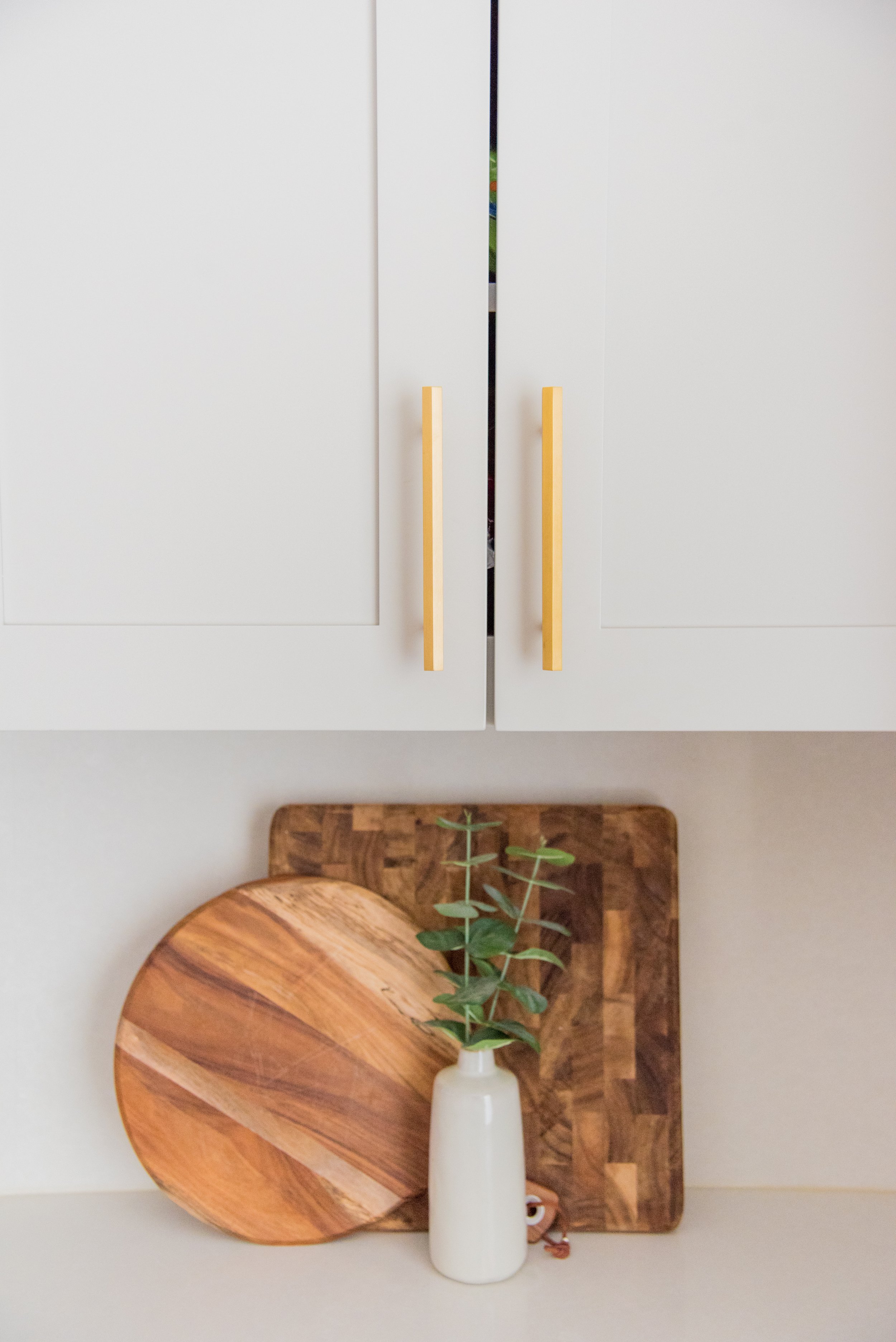 wooden kitchen accents 