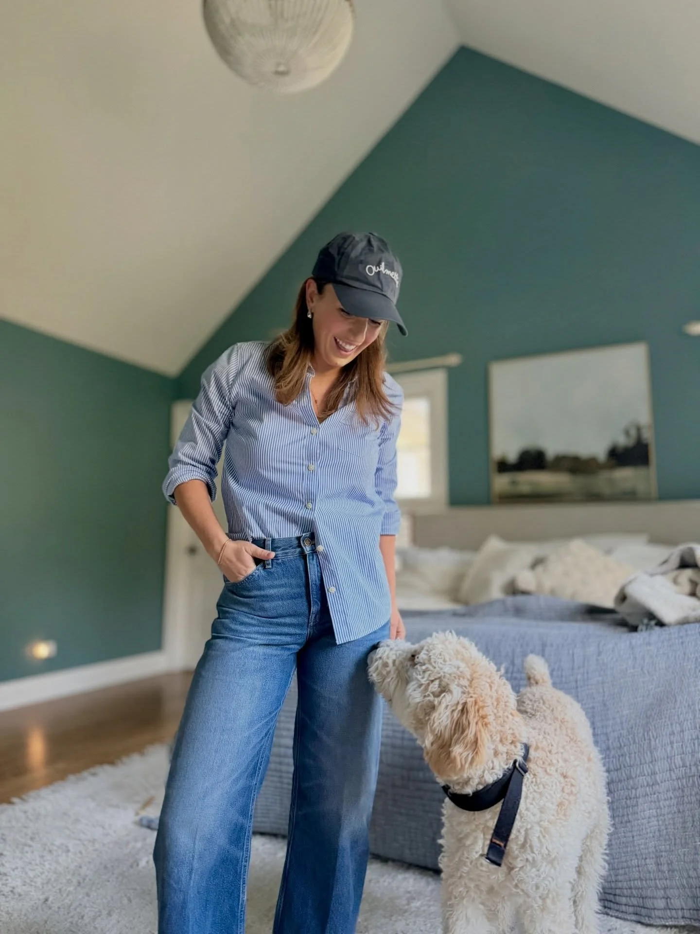 Ever since I started Third Coast, I&rsquo;ve been thinking about getting dressed differently. Not more, just better. Simpler outfits, pieces that actually make sense for my real life.

And spring always flips a switch for me. The second flats are bac