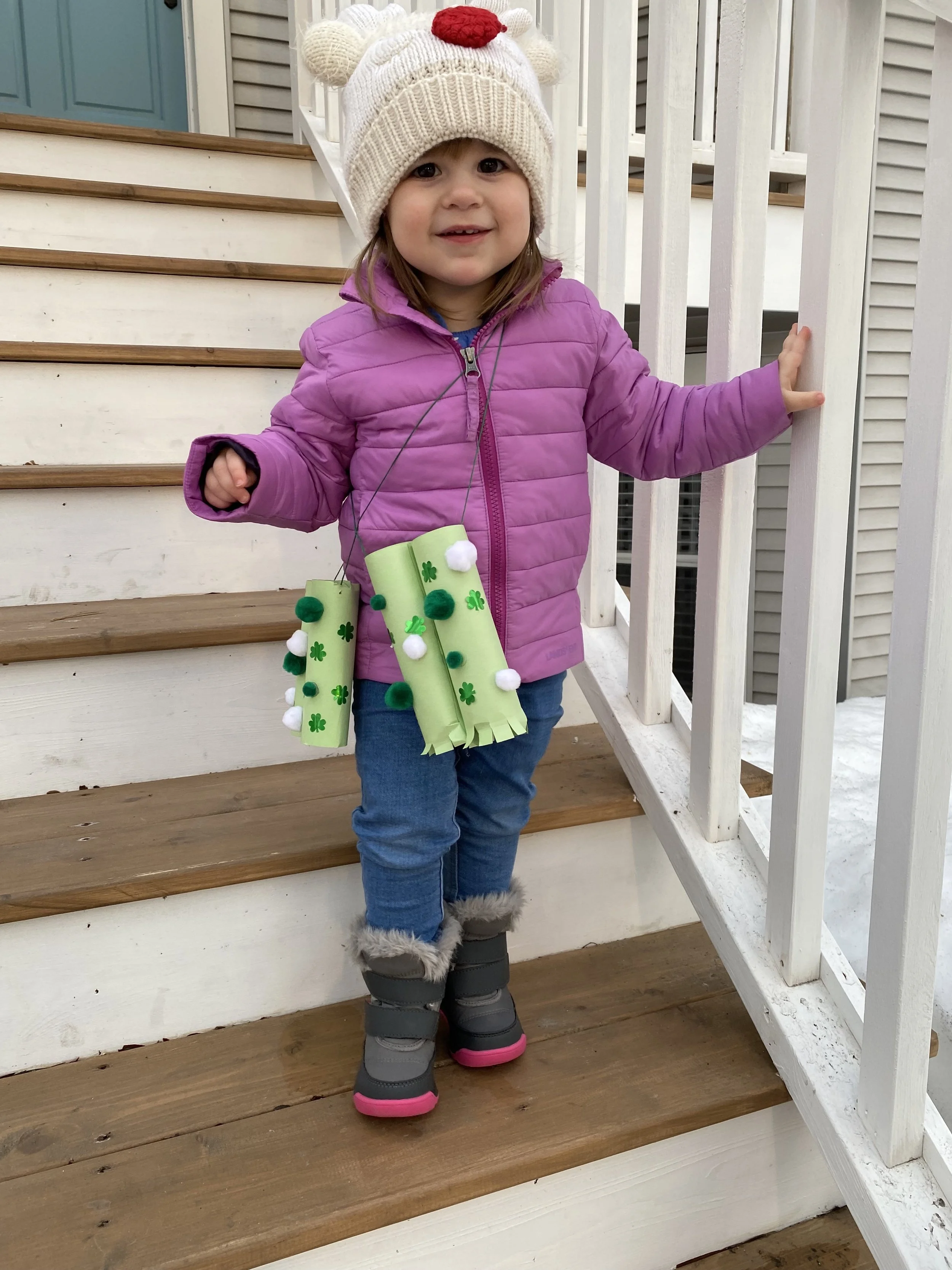 St patricks day crafts for kids leprechaun lookers