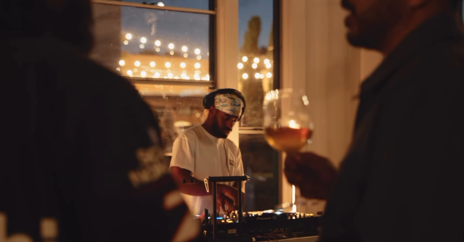 FMI Wine Club x Moniker 