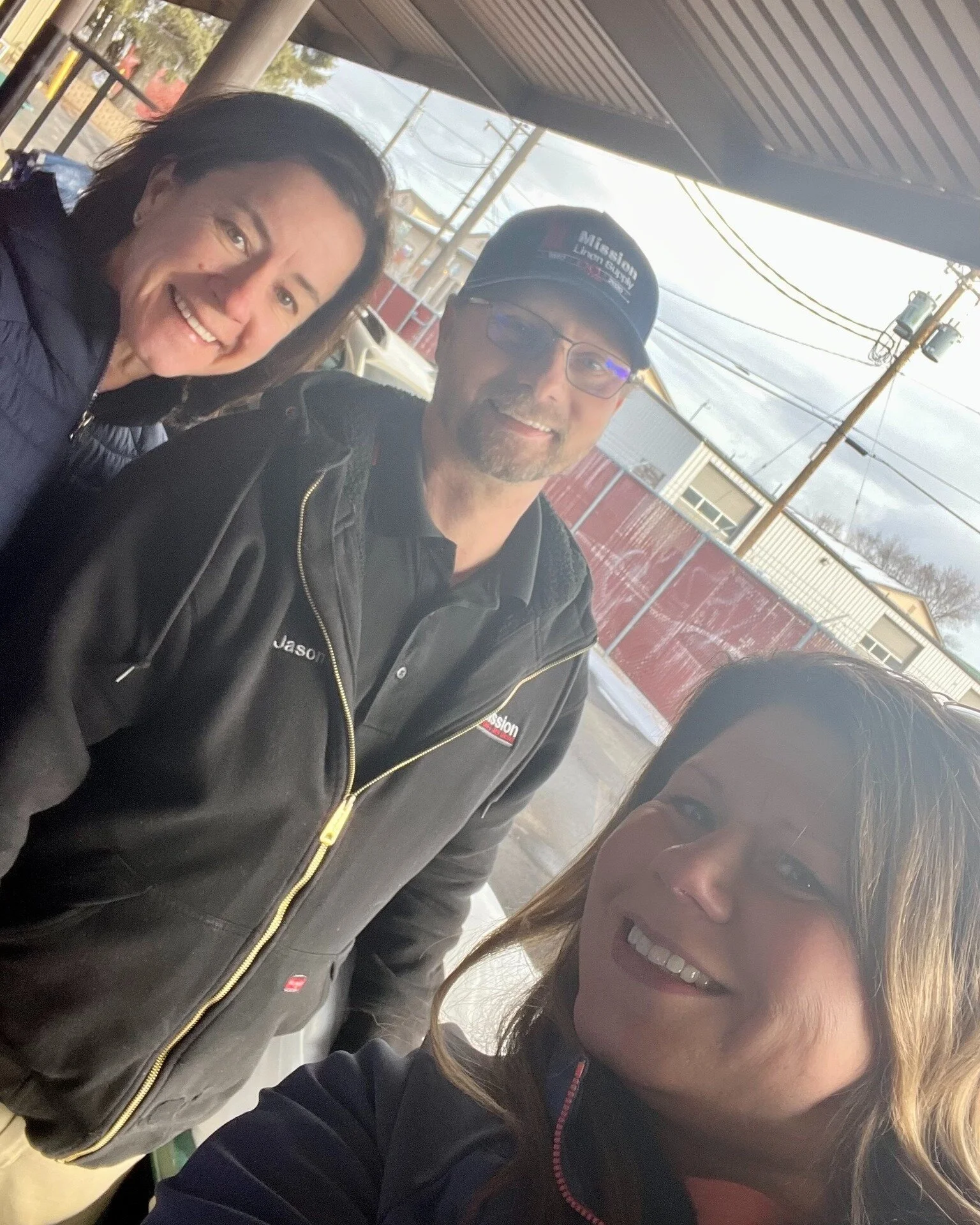 Our community support comes in many forms, perhaps in some ways you may not expect. But it's because of this support that Furnish Hope is able to operate the way we do.

Chris and Laura received the generous help of towels and bathmats! A big shout o