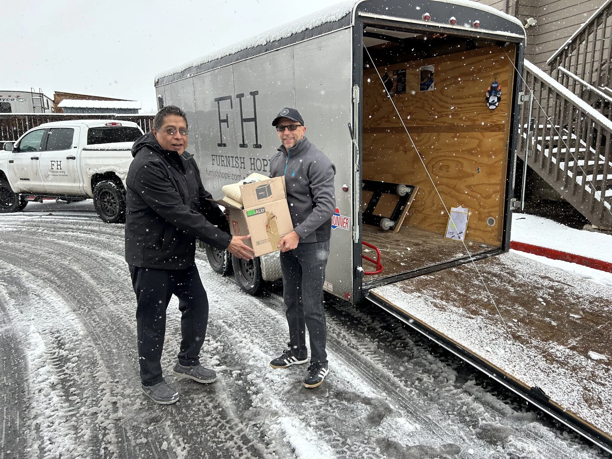 Throwback to our incredible Furnish Hope delivery team persevering through any weather to bring furnishings to Francisco, a dedicated veteran! We take pride in bringing hope to those who have served our country.

#TransformingLives #HomeEssentials #F