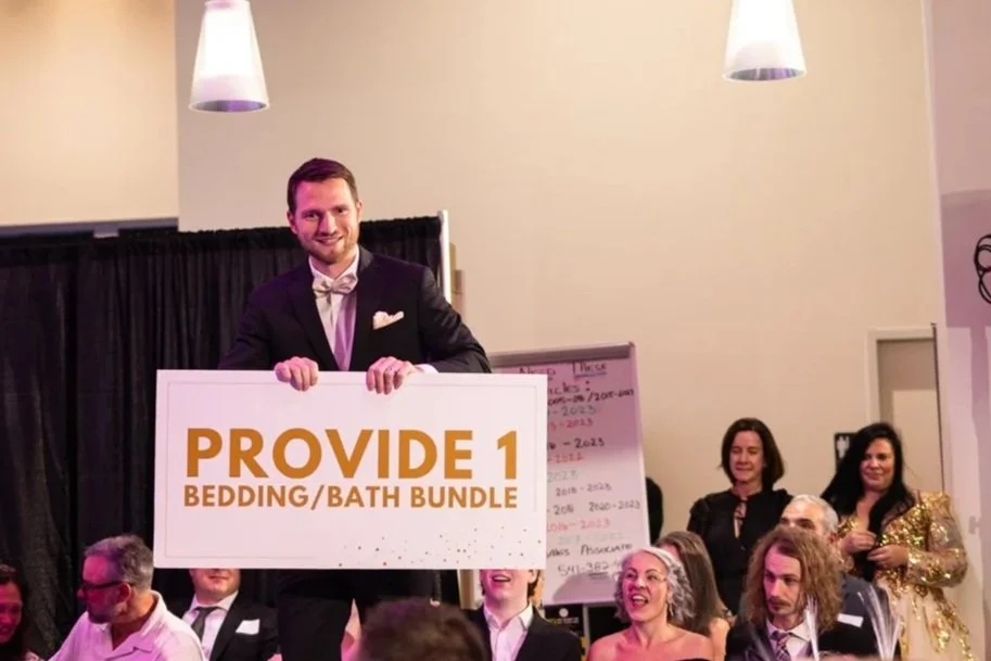 Furnish+Hope+-+Kendall%27s+Catwalk+for+a+Cause+-+2026+-+non-profit+fundraiser+-+Bend%2C+Oregon+%28100%29.jpg