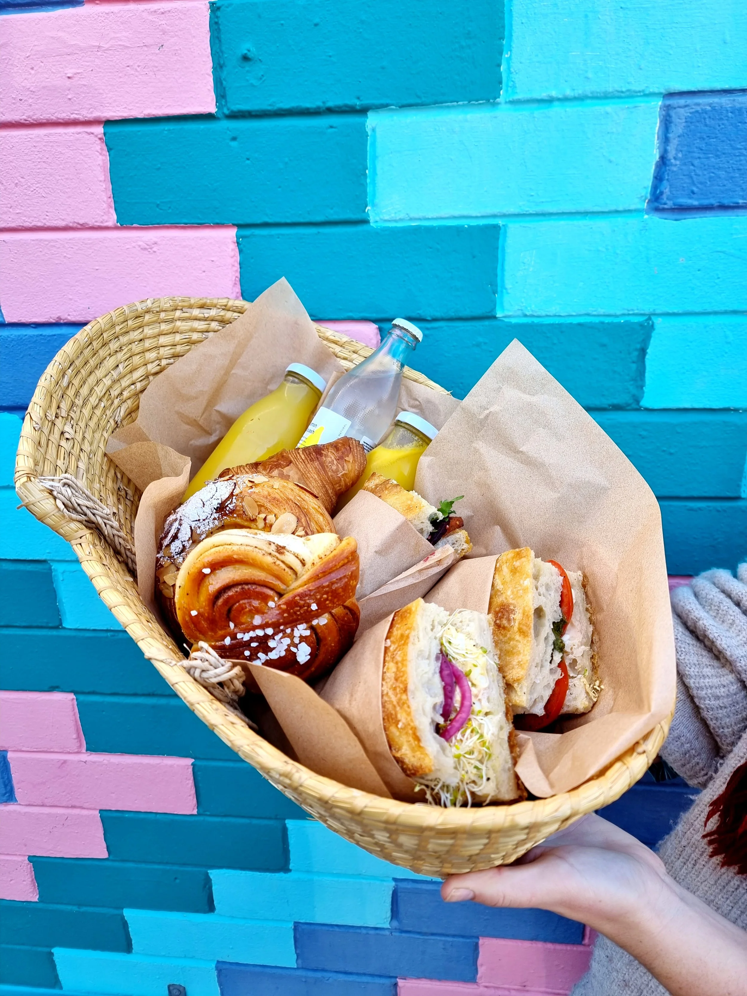 Central Coast Bakery, Cake Shop & Takeaway Coffee Burnt Honey Bakery