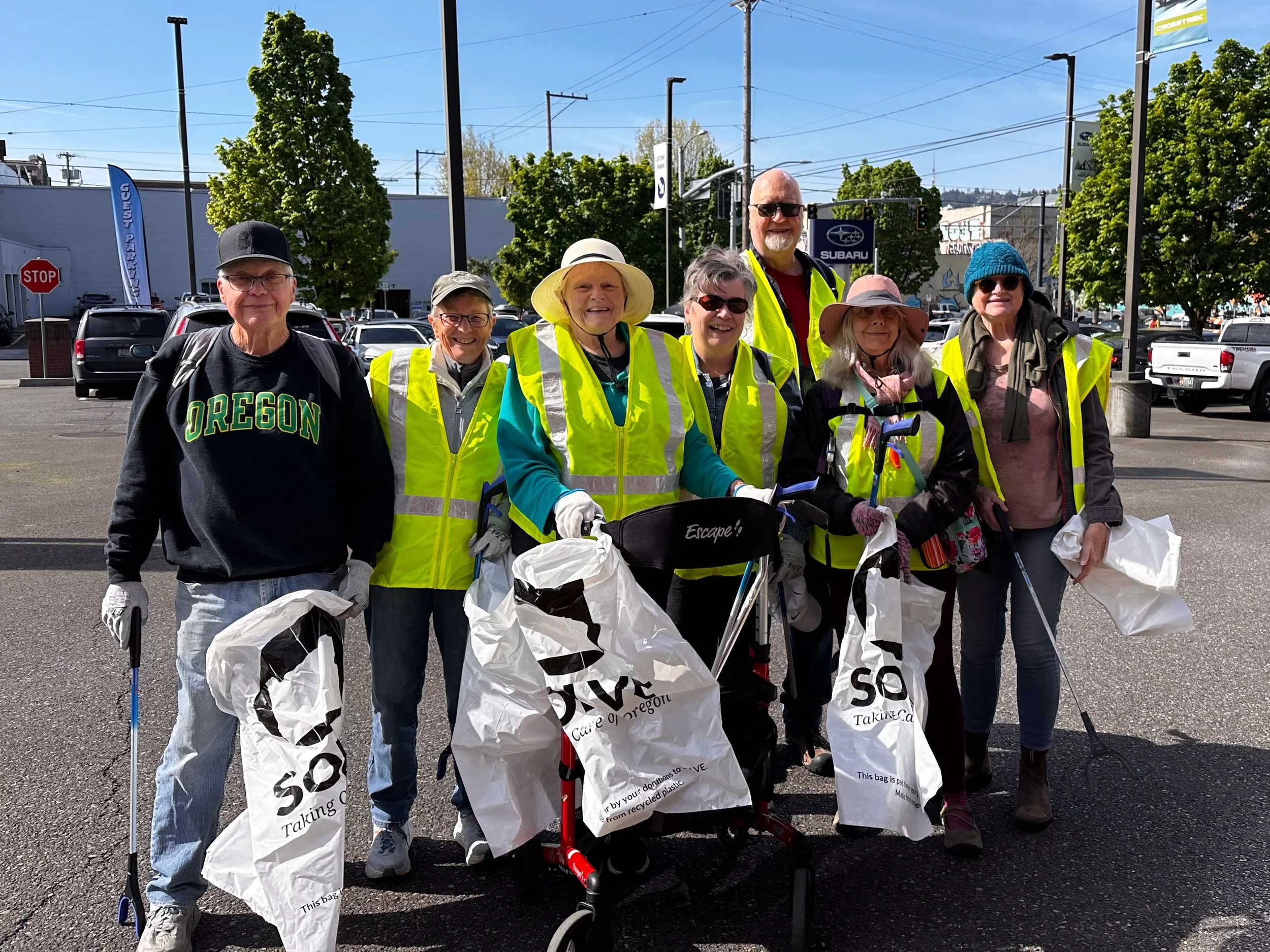 CEIC x SOLVE Earth Day Community Cleanup 