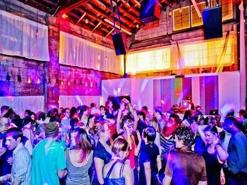 Party Rock in the USA (2010-2015 Pop Throwbacks!) – 21+