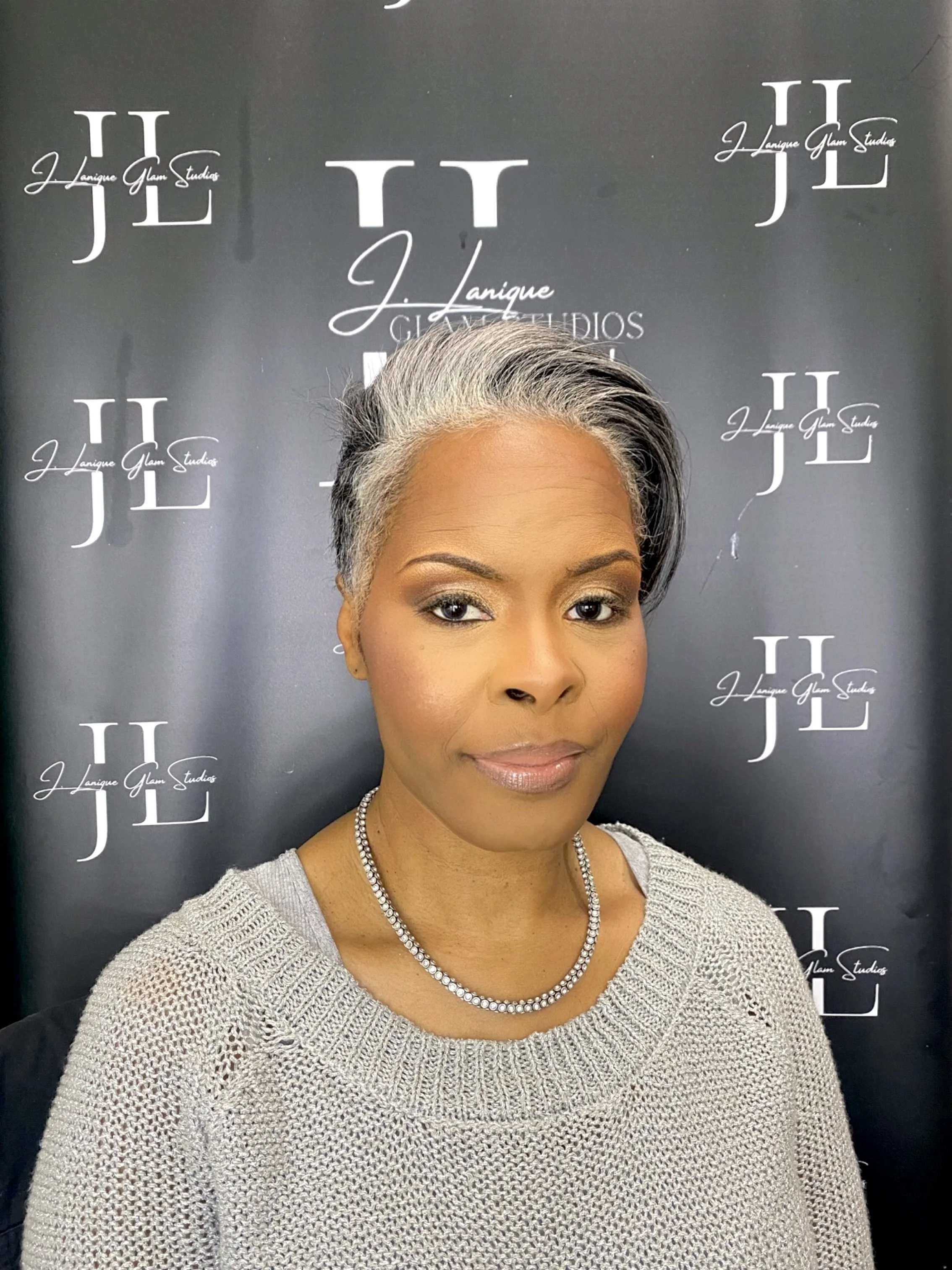 Facetune_19-01-2023-20-33-08.jpeg