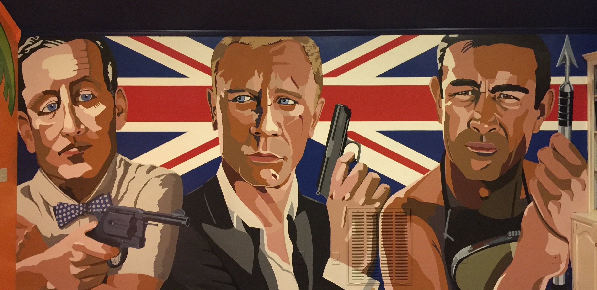 Bond_mural_with_Flemming.jpg